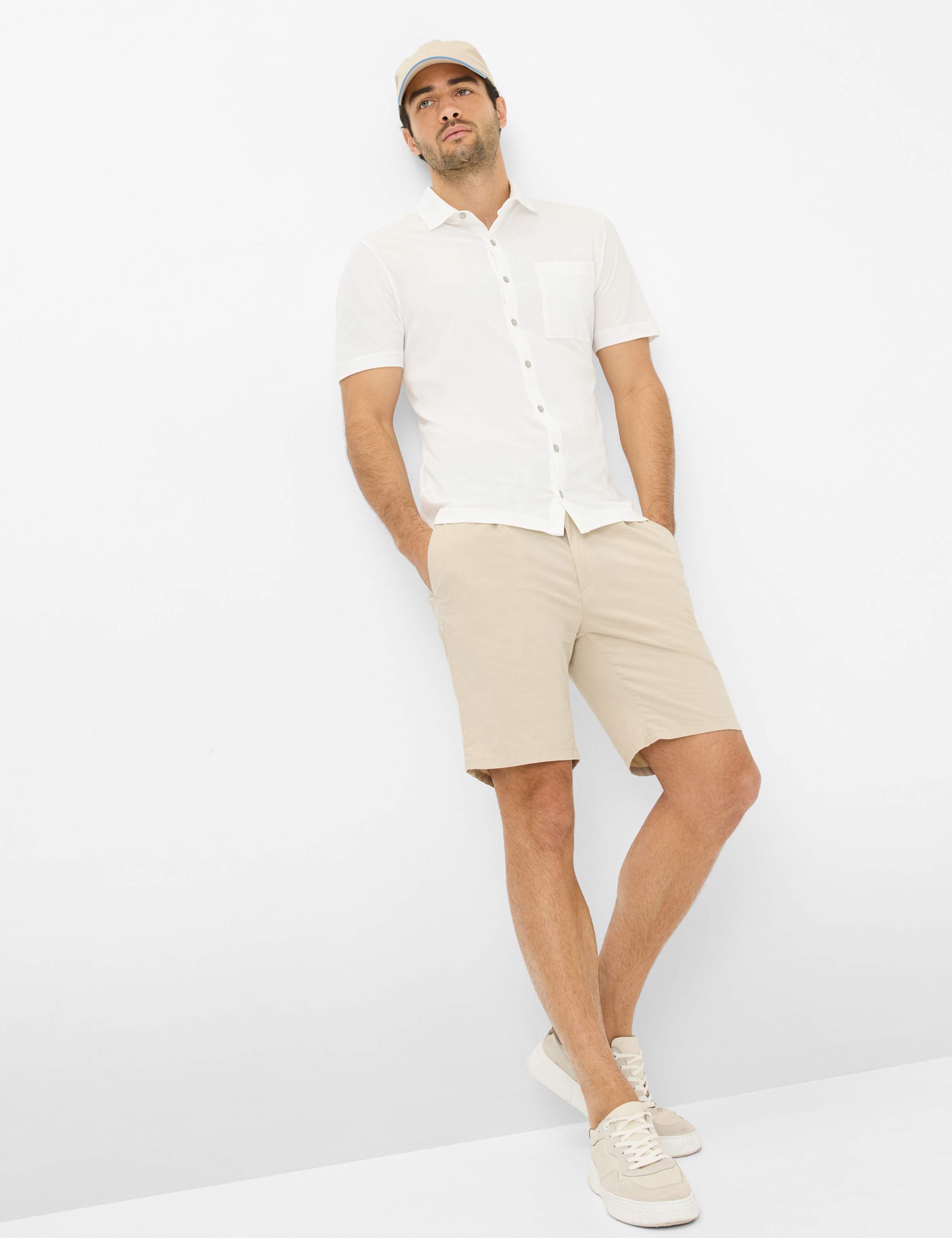 Men Style PIROZ Cream White  Model Outfit