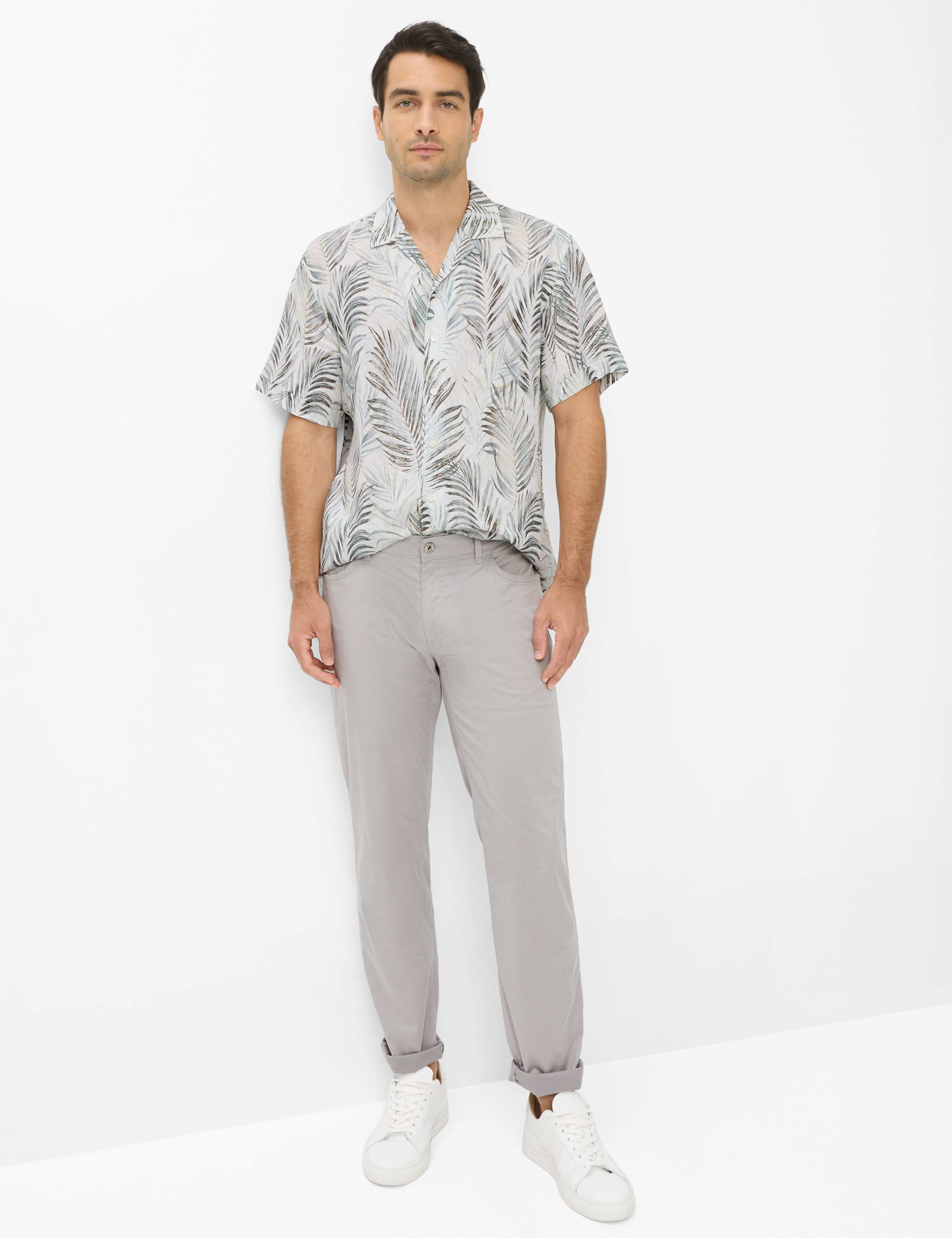 Herren Style CADIZ Hellgrau Straight Fit Model Outfit