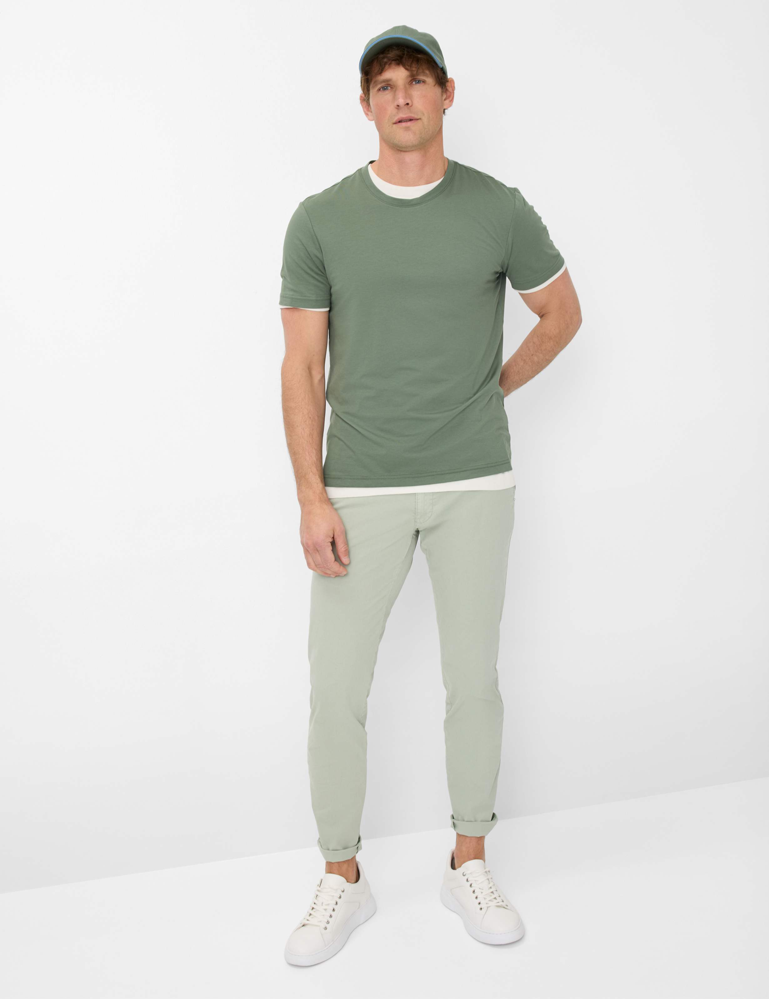 Herren Style TED Grün  Model Outfit