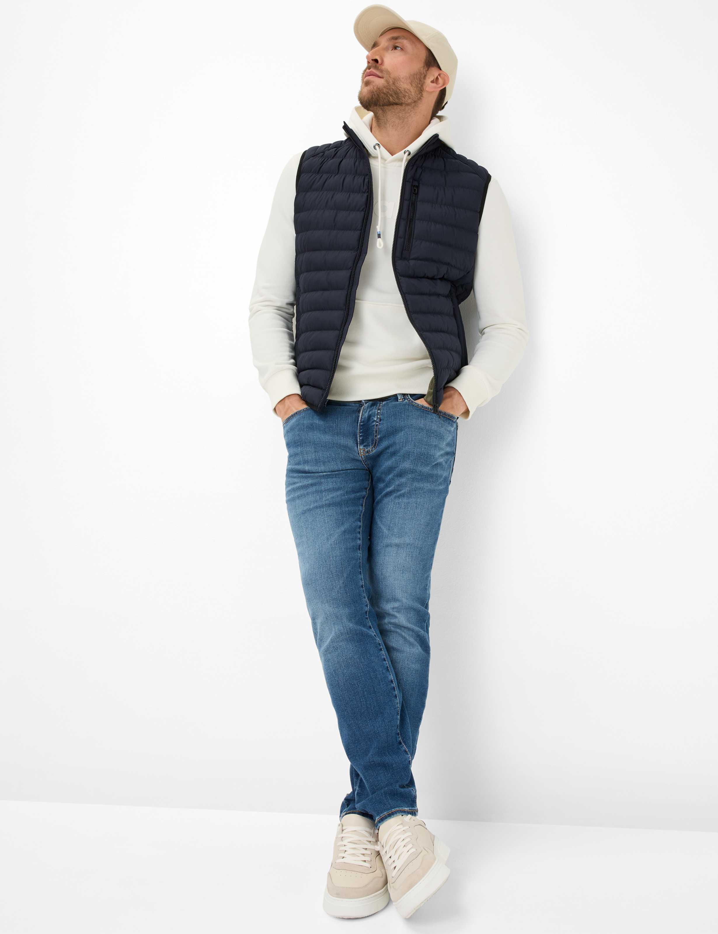 Men Style CHRIS Denim Blue  Model Outfit