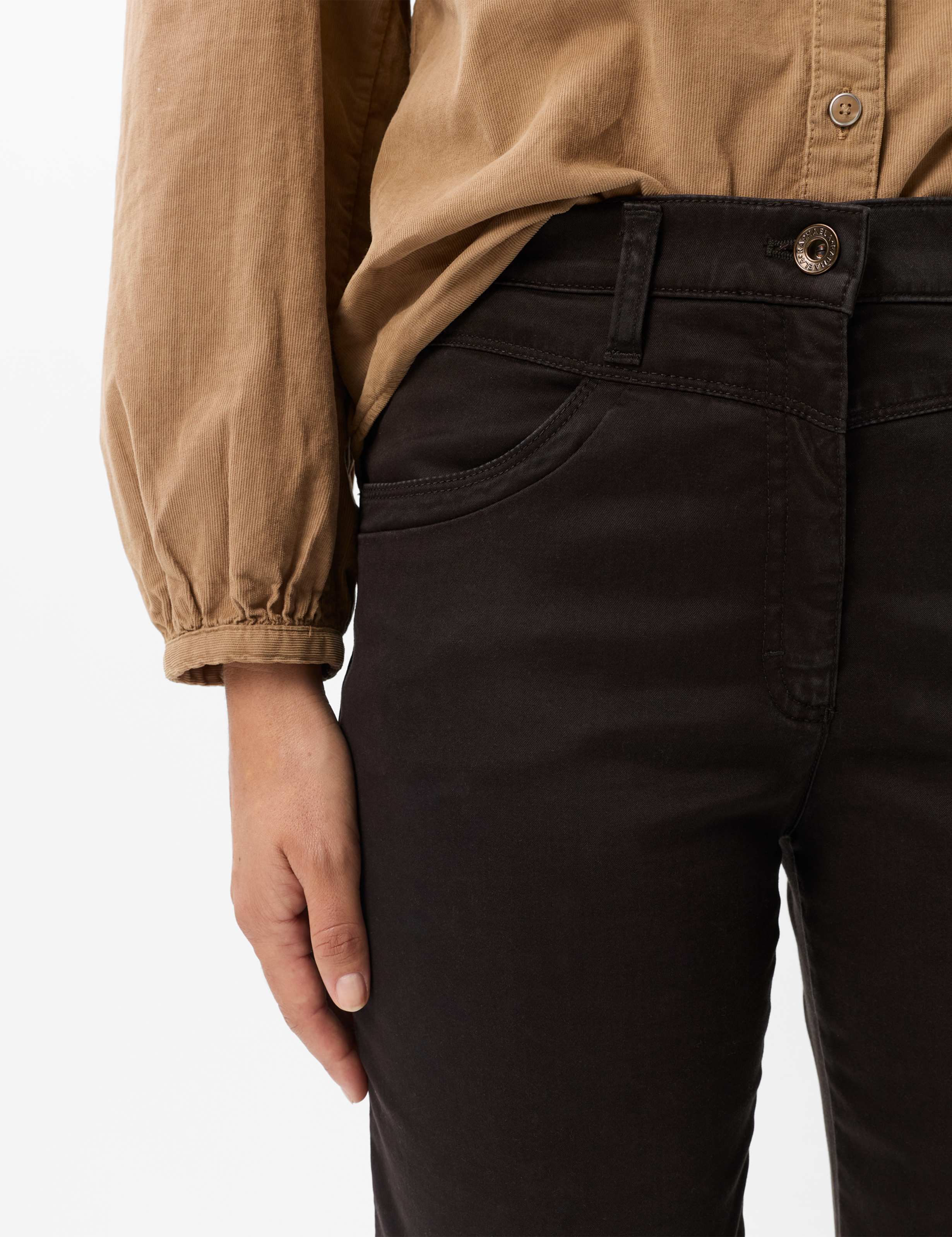 Dame Style CAREN NEW Mørkebrun Comfort Plus Fit Detalje 2