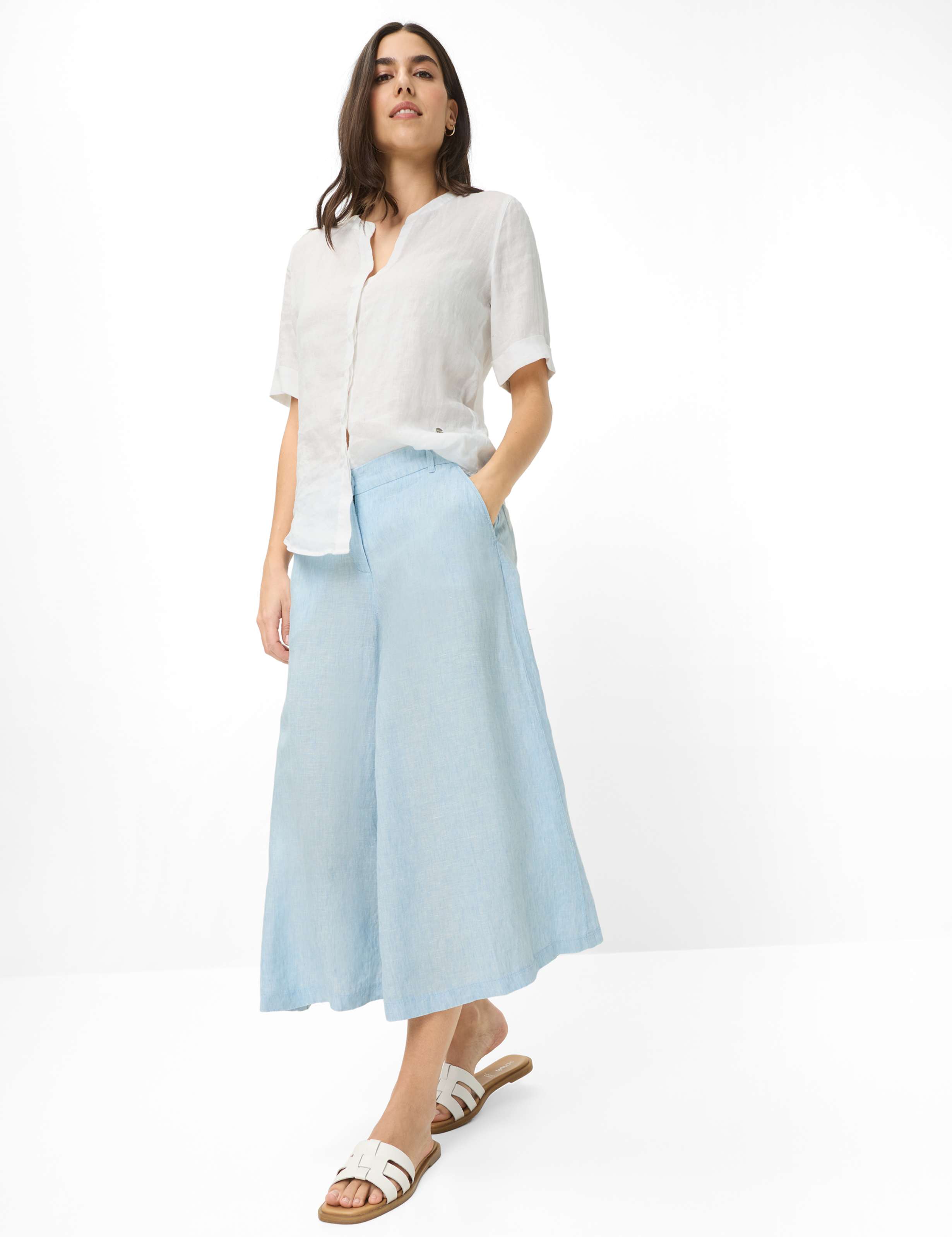 Damen Style MELLI S Hellblau Wide Leg Model Outfit