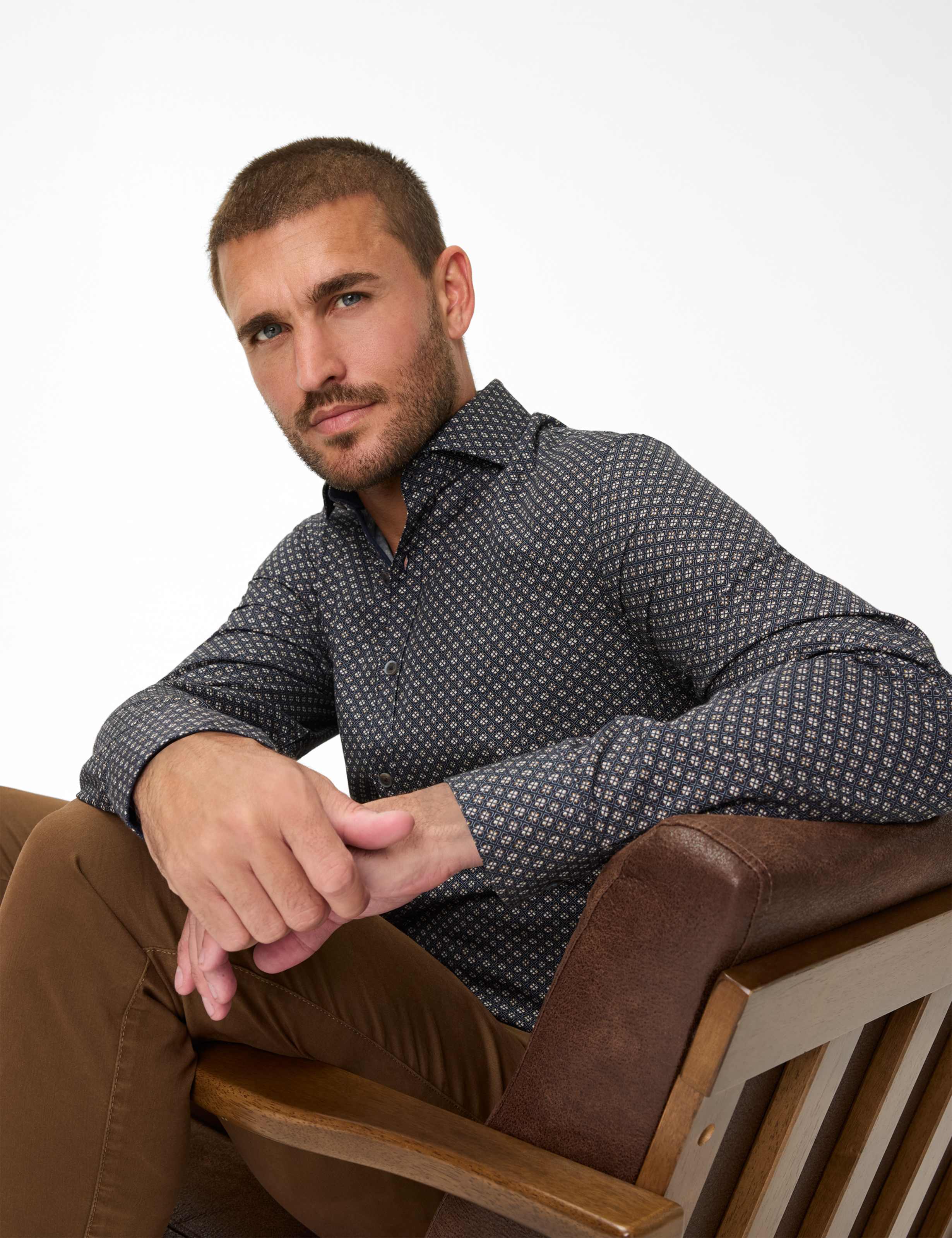 Herren Style HAROLD Braun  Detail 1