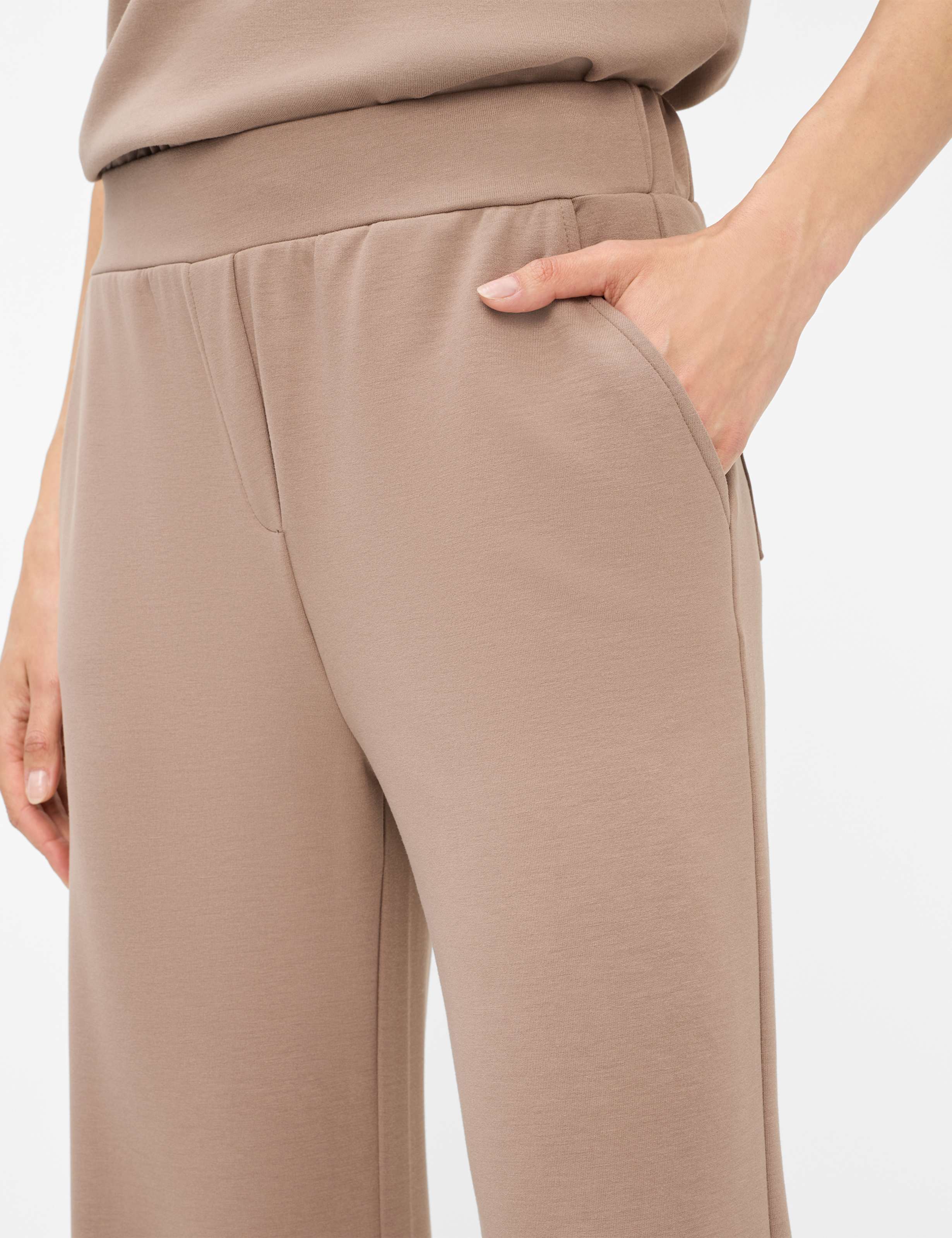 Damen Style MAINE Braun  Detail 2