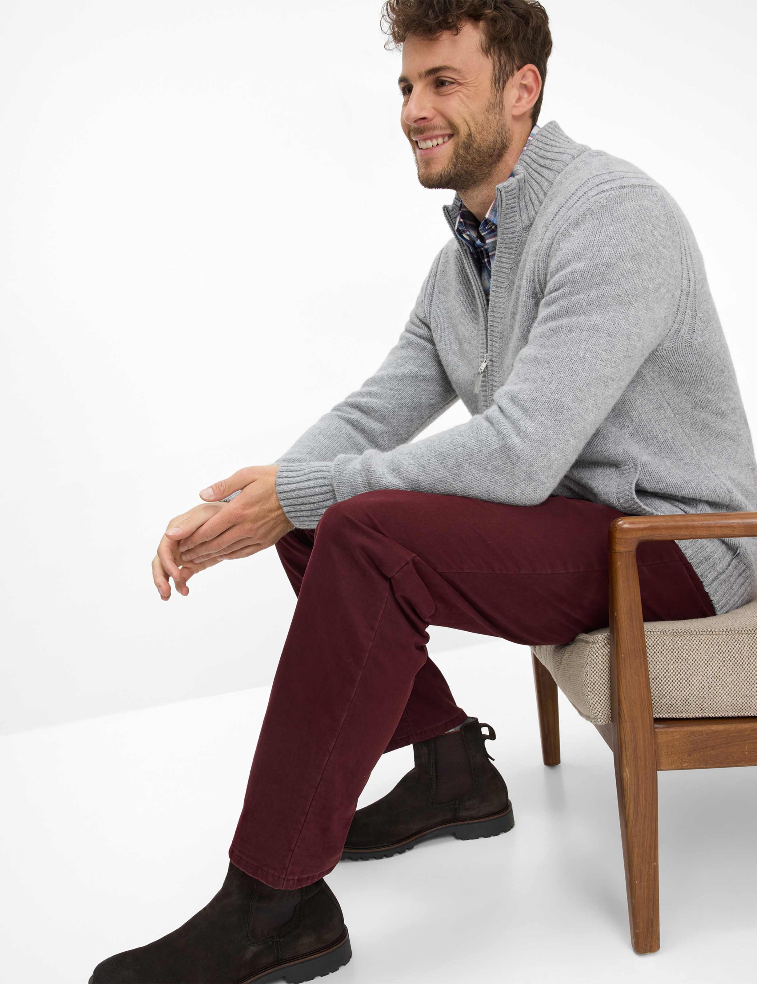 Herren Style COOPER TT Dunkelrot Regular Fit Detail 1