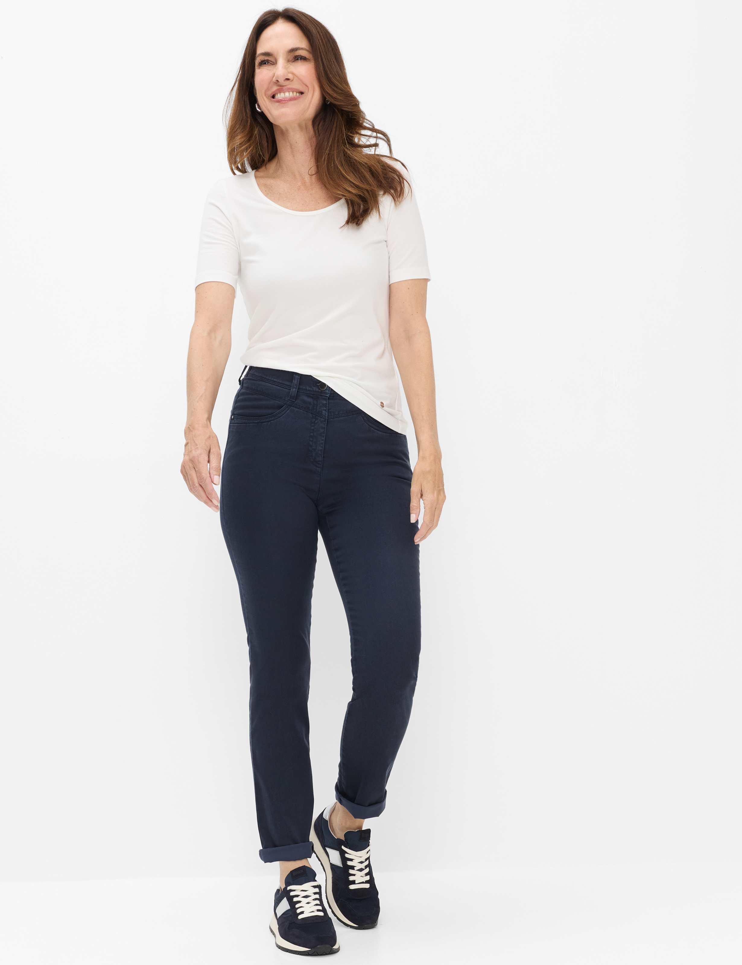 Damen Style LAURA NEW Dunkelblau  Model Outfit