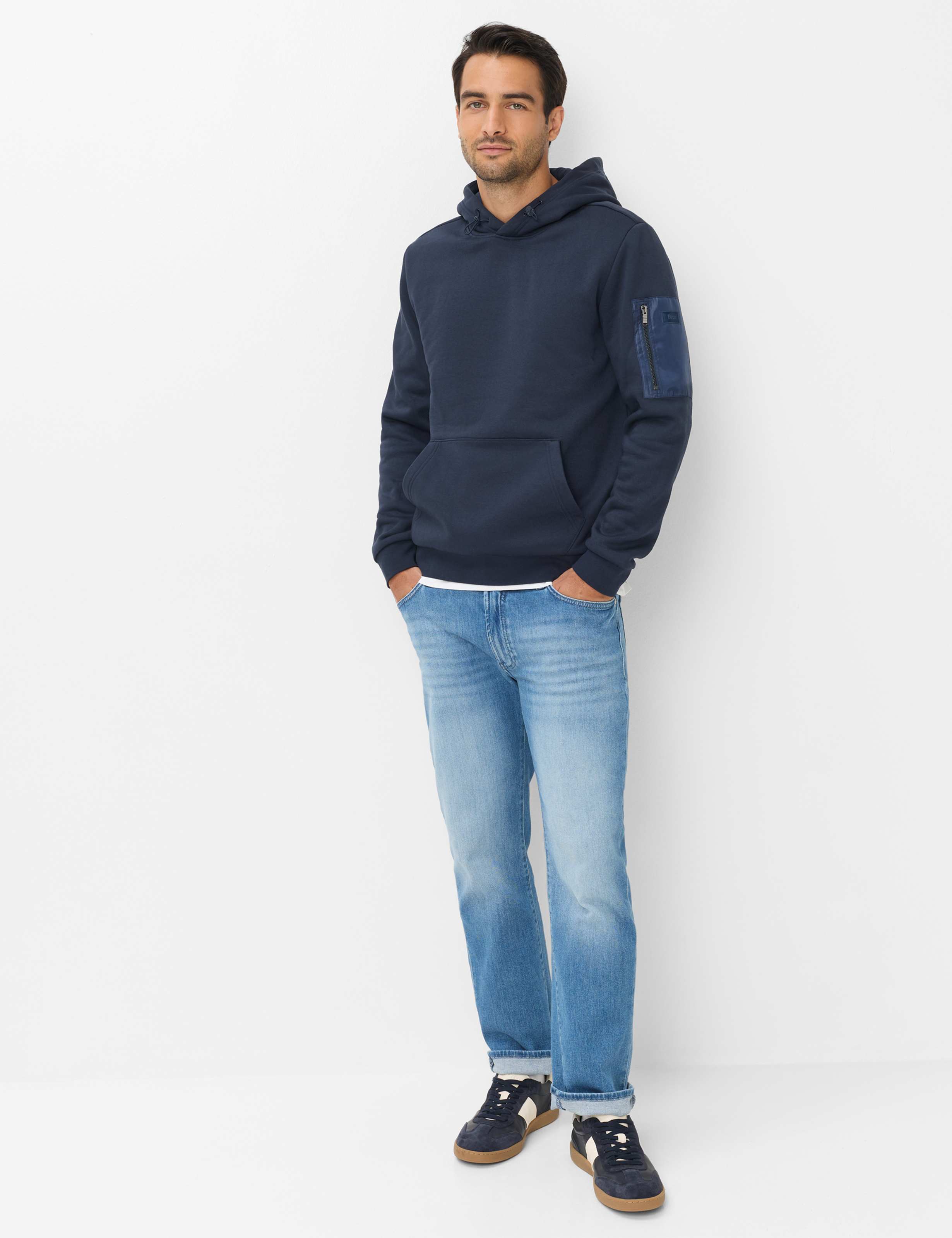 Men Style SULLIVAN Dark Blue  Model Outfit