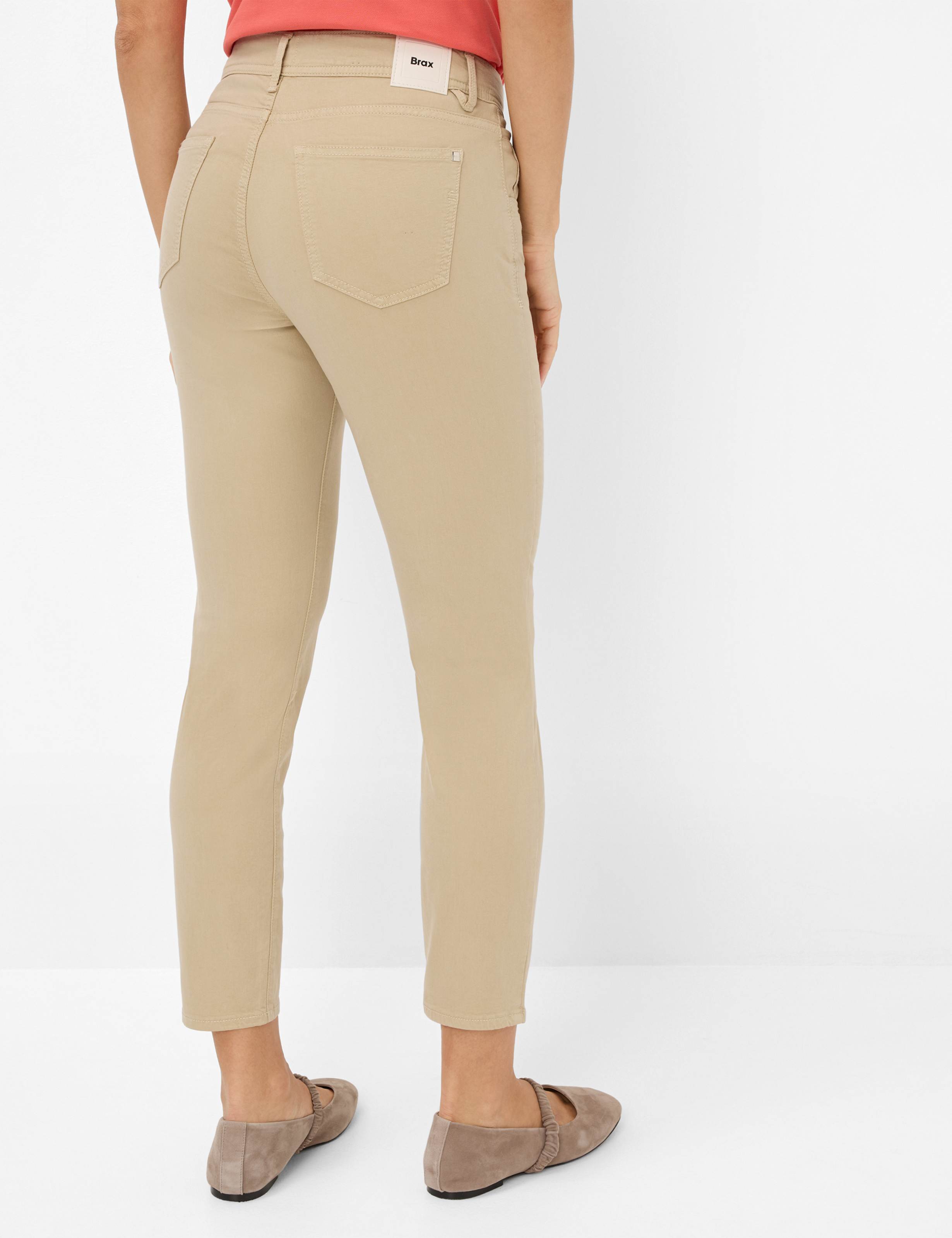 Women Style SHAKIRA S Denim Beige Slim Fit Model back