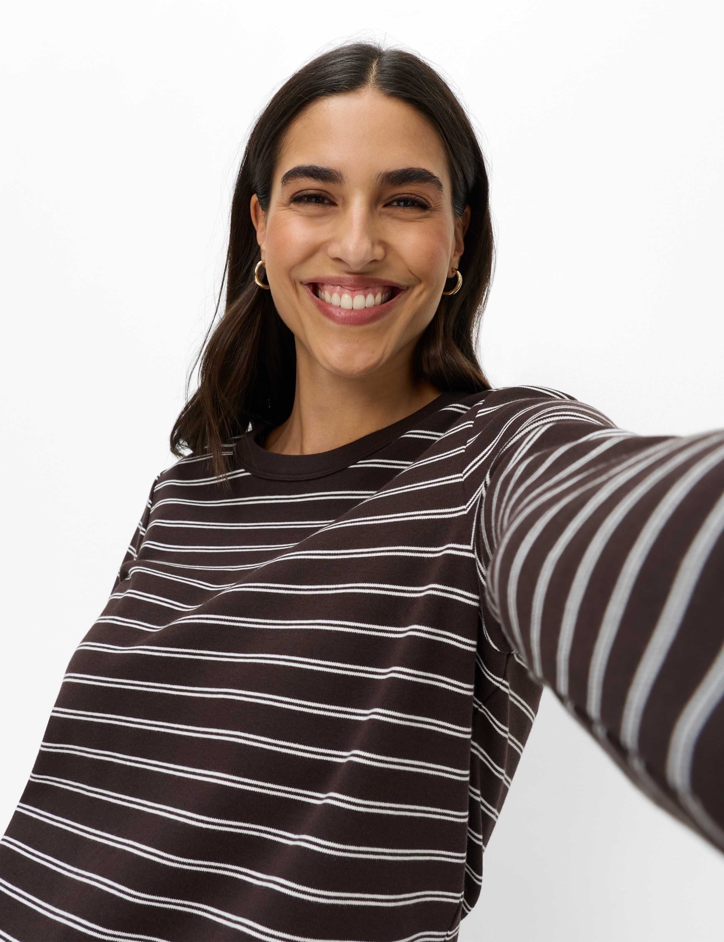 Femme Style CIRA M Marron Foncé  Détail 1