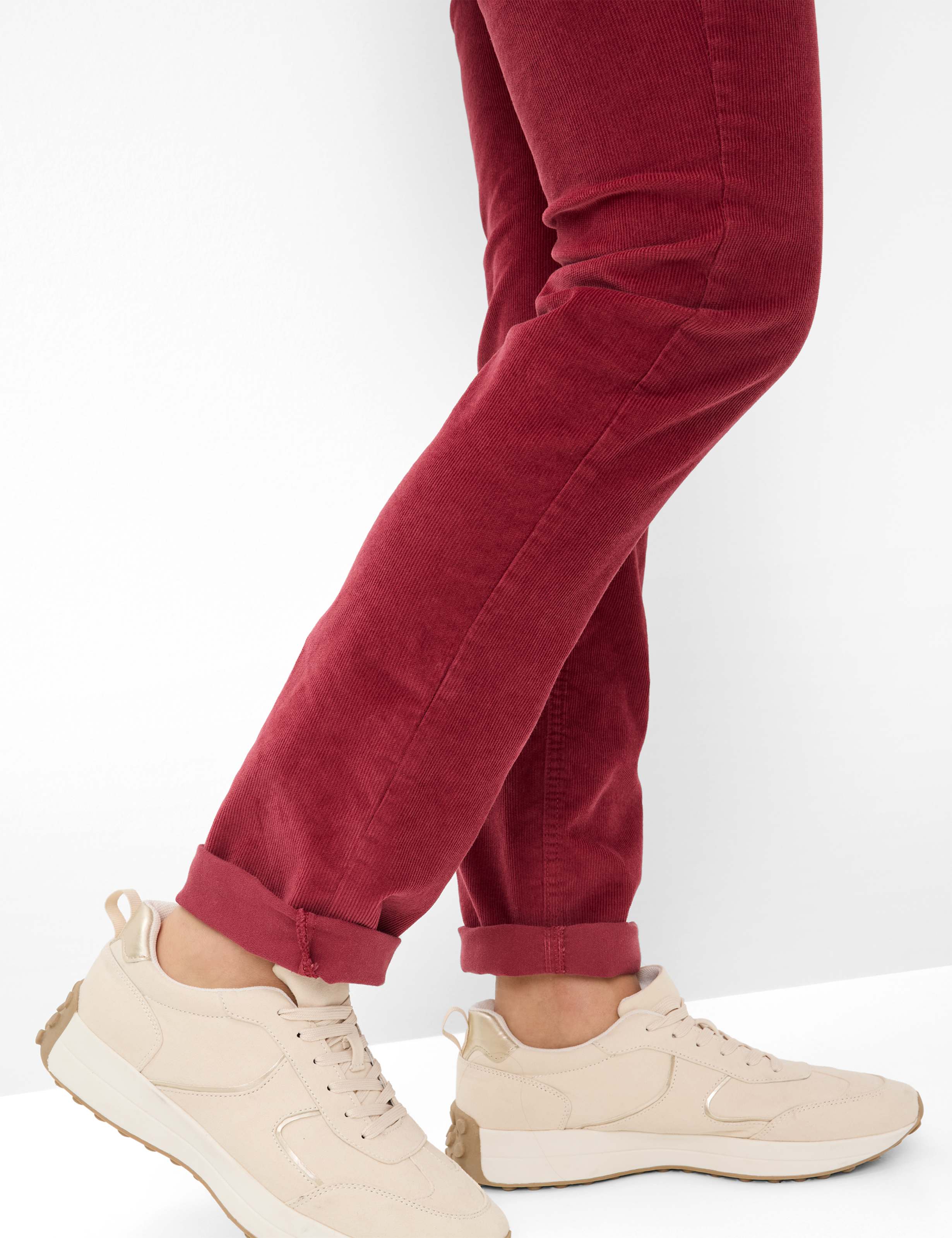Femme Style MARY Rouge Foncé Regular Fit Détail 2