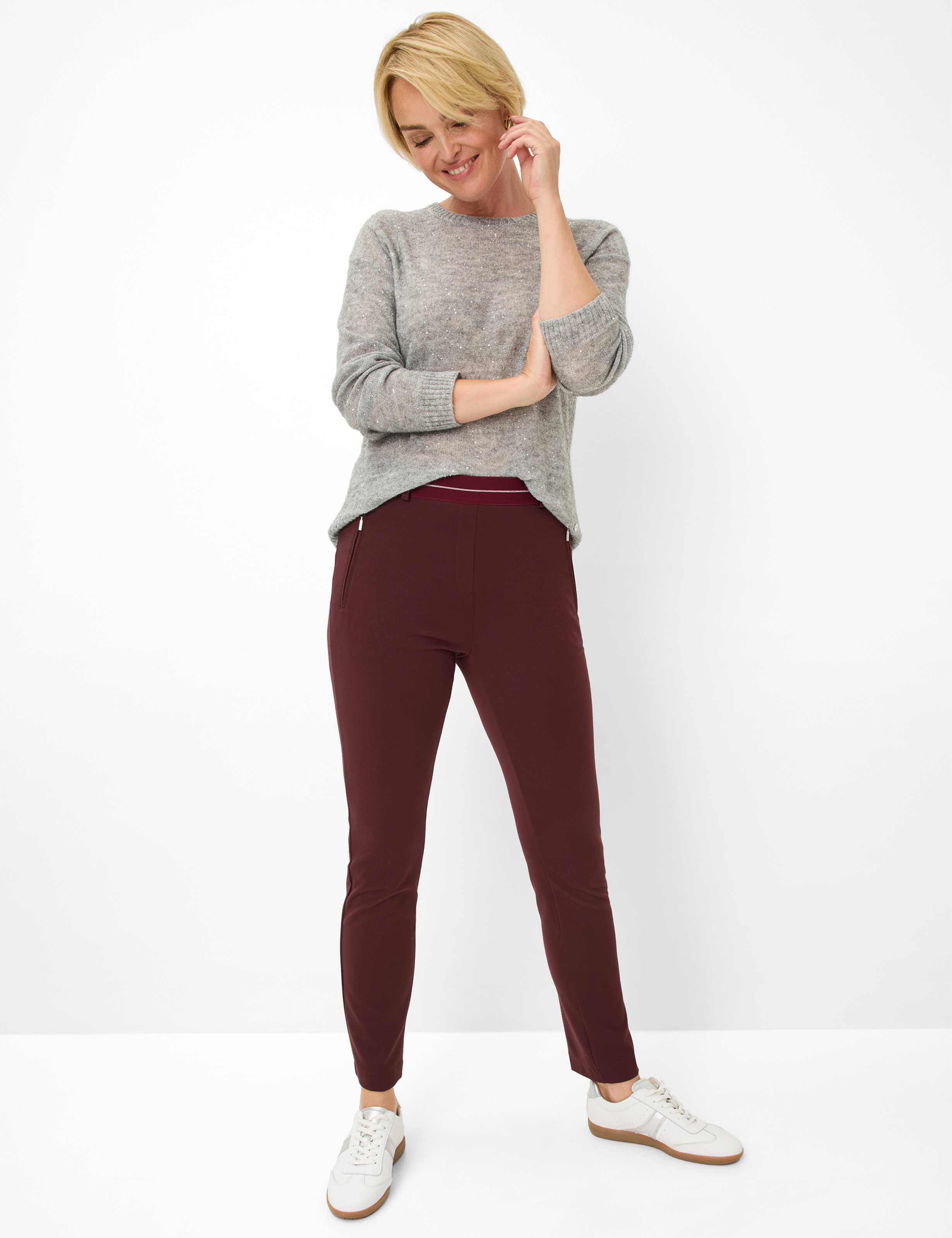 Femme Style LILLYTH Rouge Foncé Super Slim Fit Tenue du mannequin