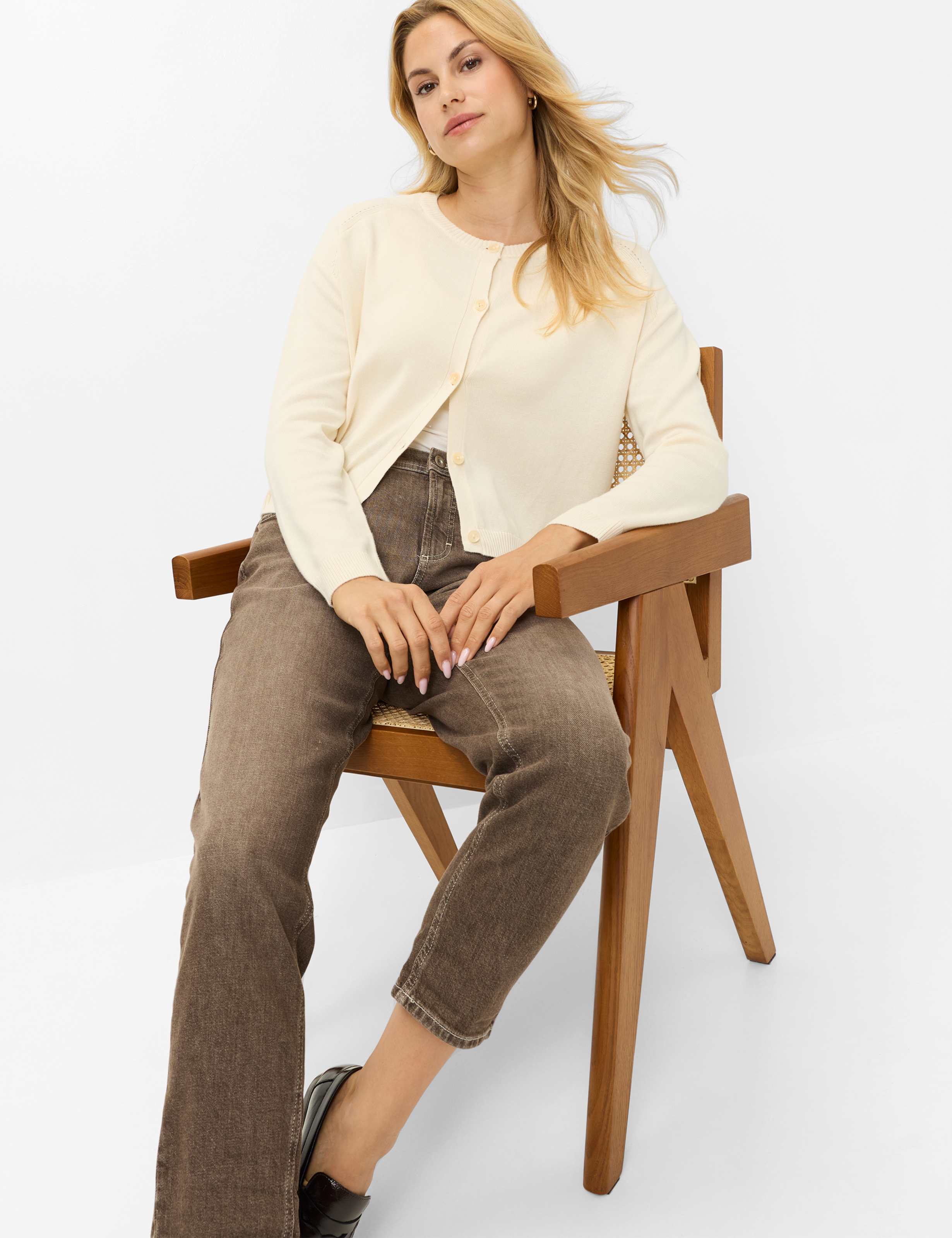 Dames Style MILEY S Denim Donkerbruin Tapered Fit Detail 1