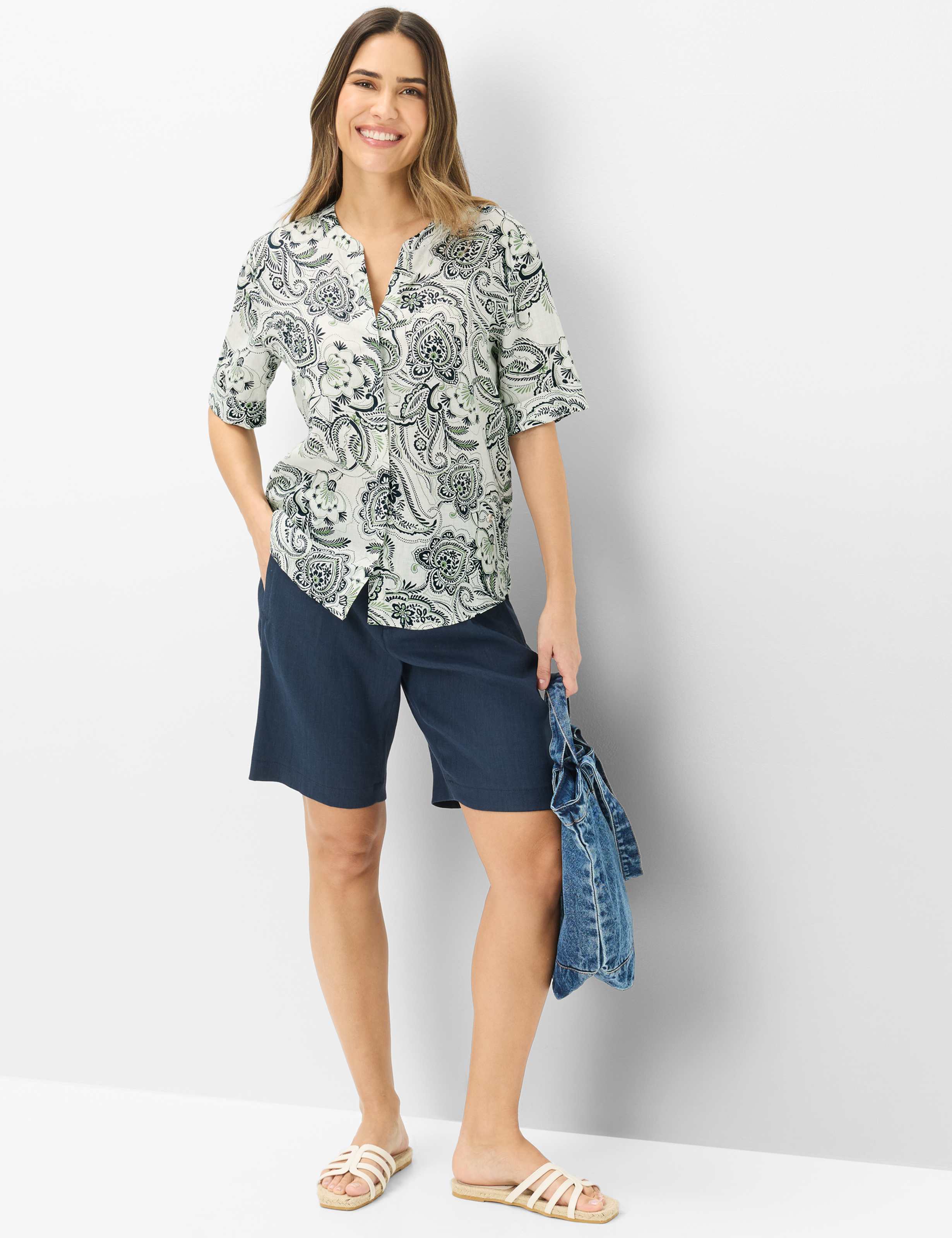 Femme Style VERI Blanc Crème  Tenue du mannequin