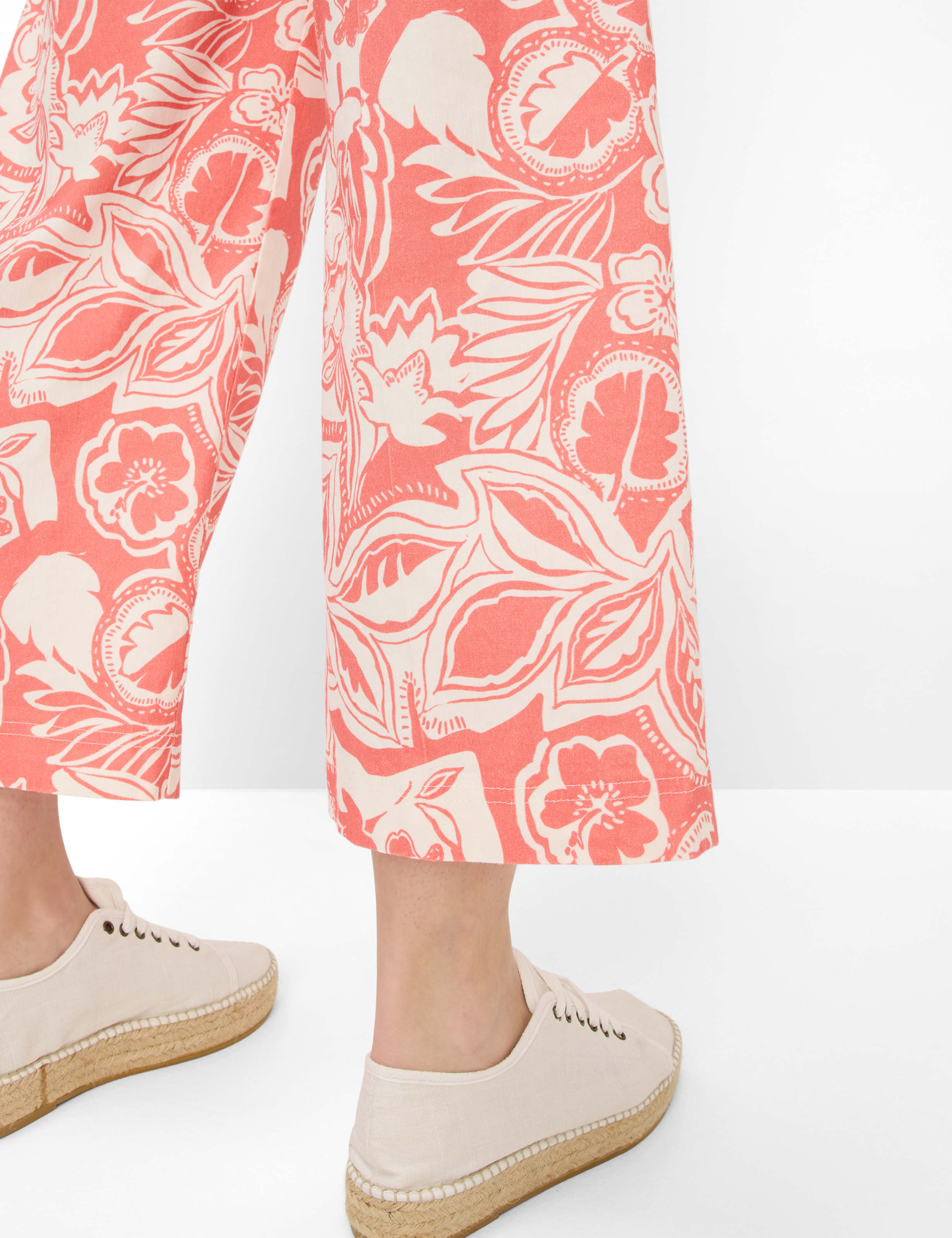 Women Style MAINE S Light Red Wide Leg Detail 2