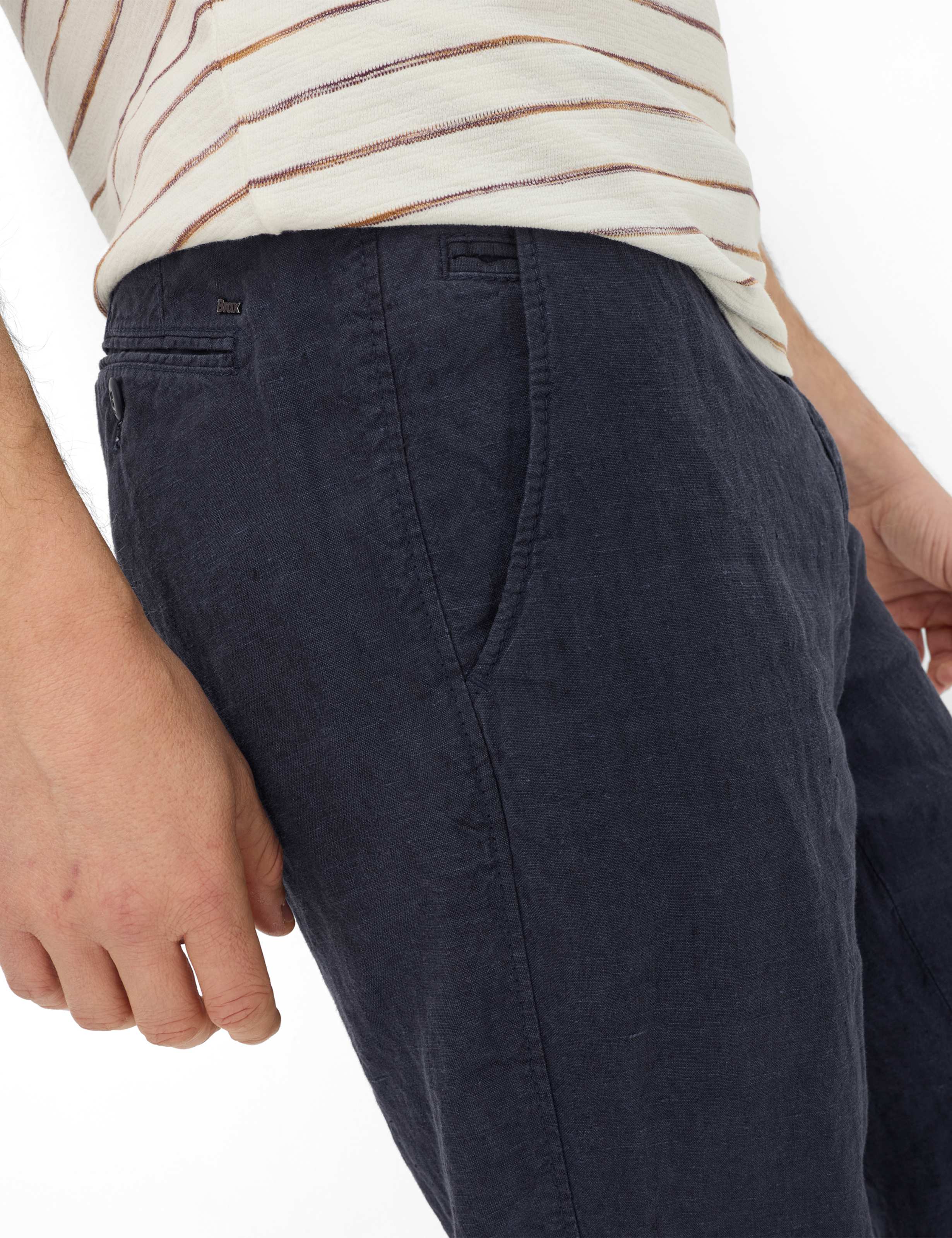 Men Style EVANS Dark Blue Regular Fit Detail 1