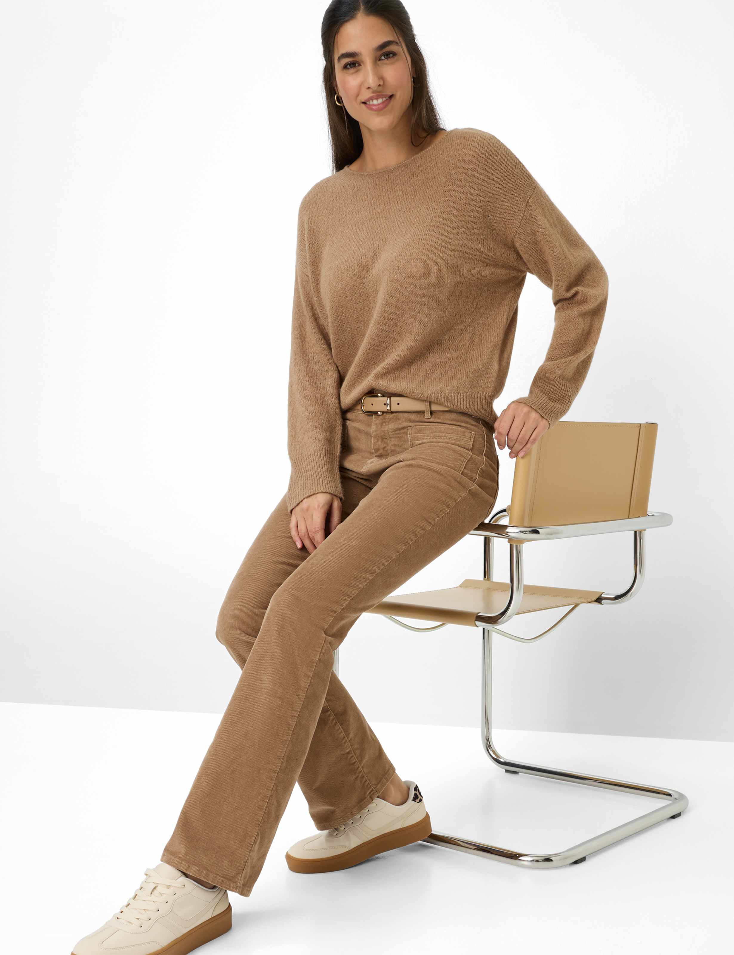 Damen Style SHAKIRA Hellbraun Slim Fit Detail 1