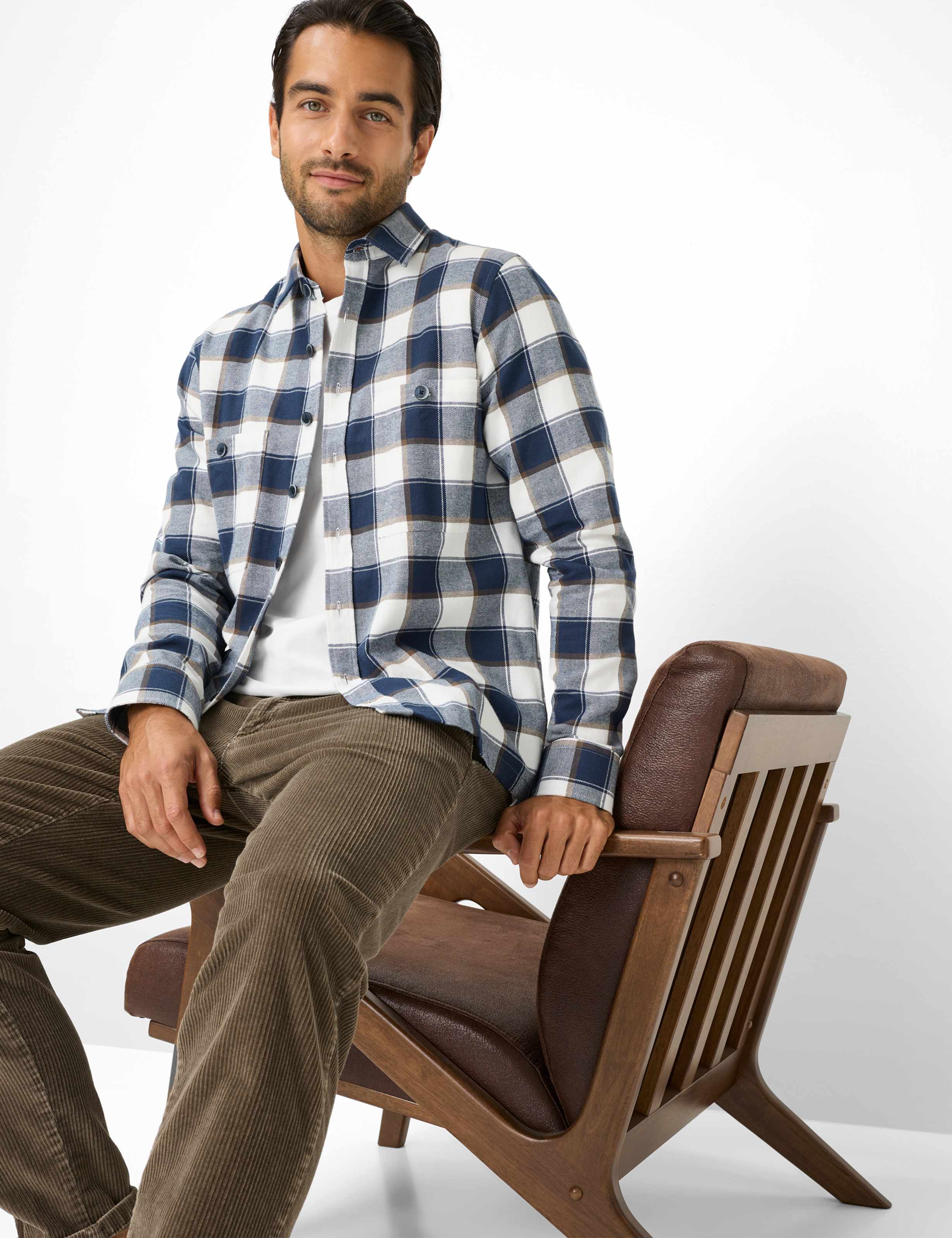 Herren Style KAY Dunkelblau  Detail 1