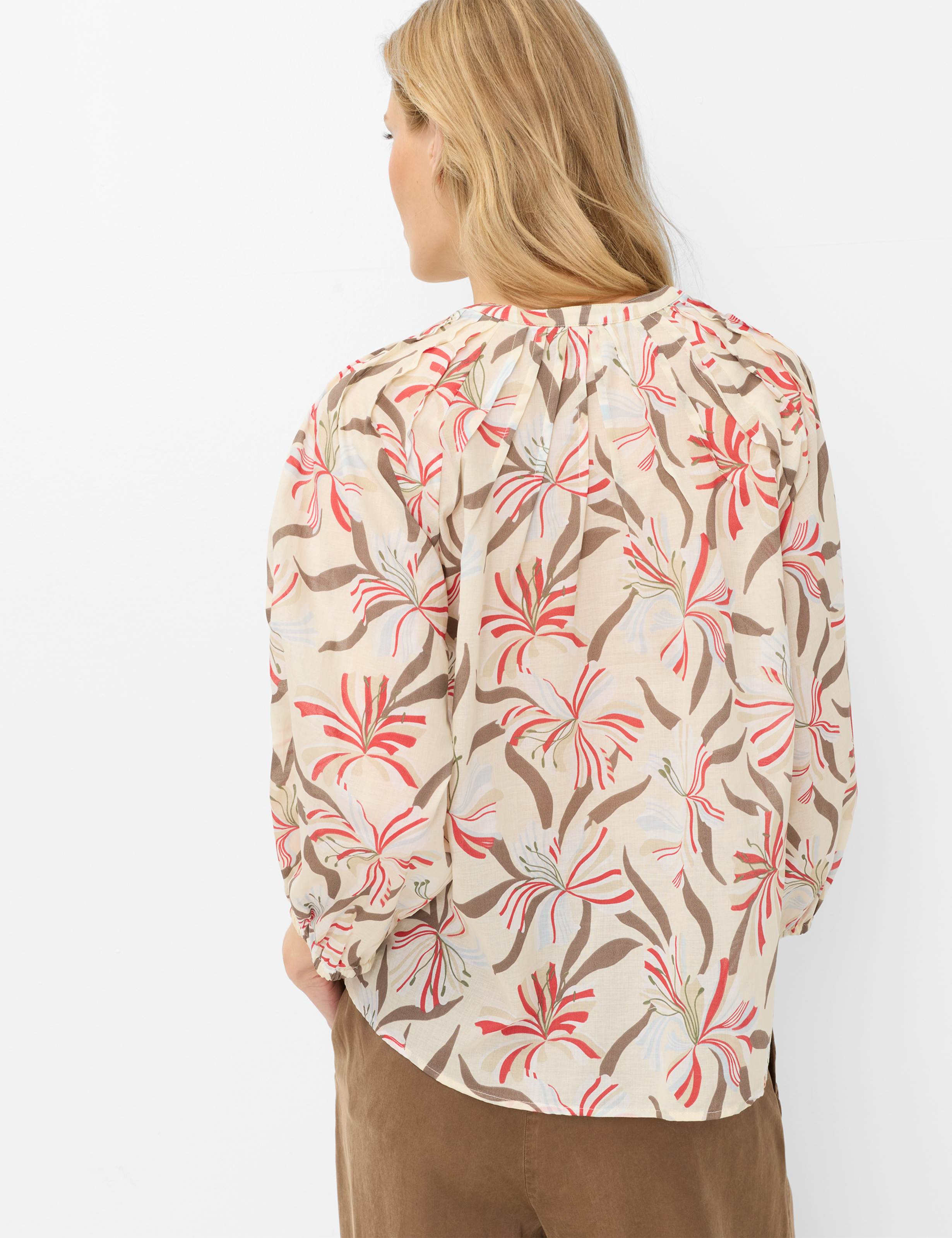 Tons blancs, Femme, Style VALESCA, MODEL_RUECK_ISHOP