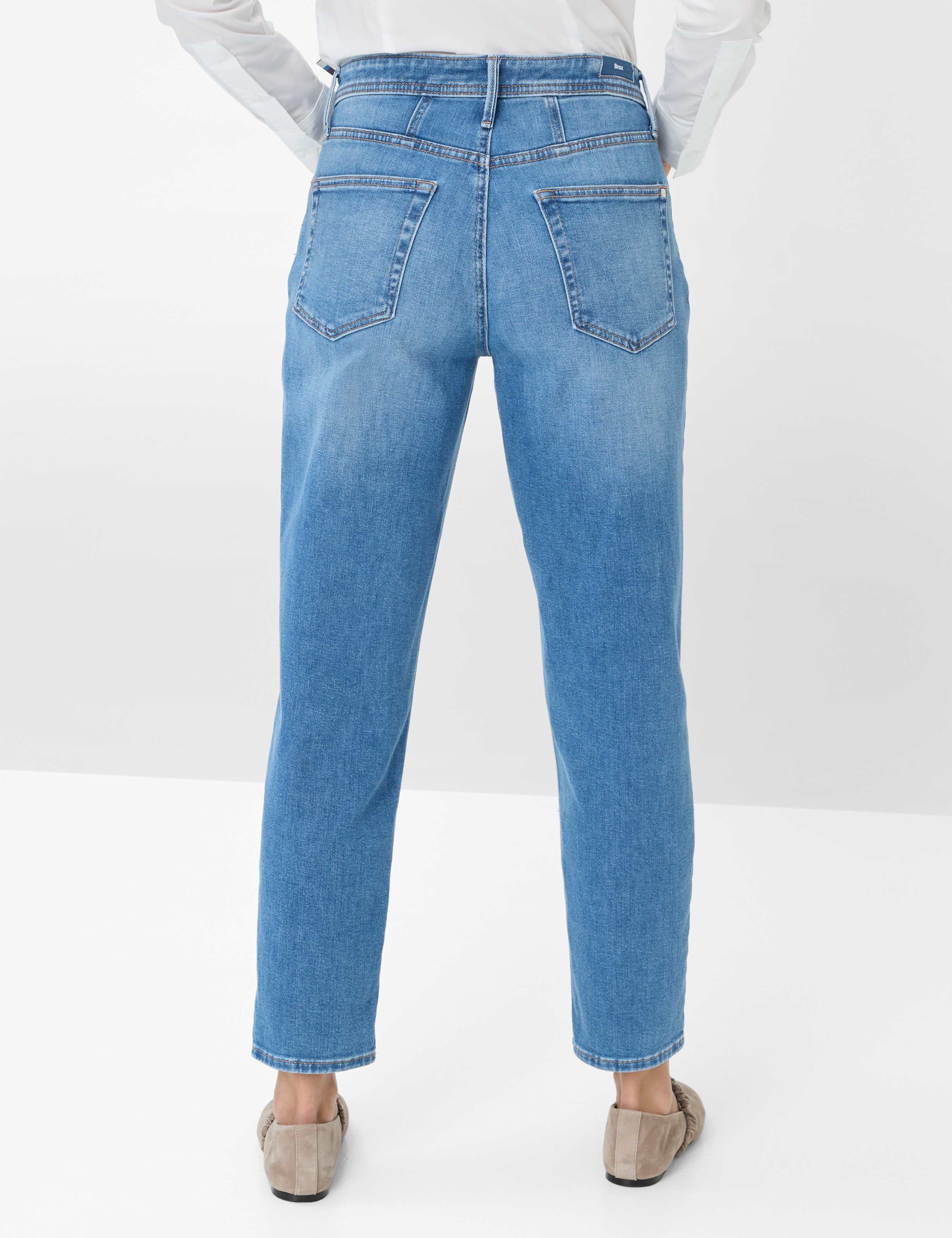 Damen Style MILEY S Denim Hellblau Modern Fit Model Rueck