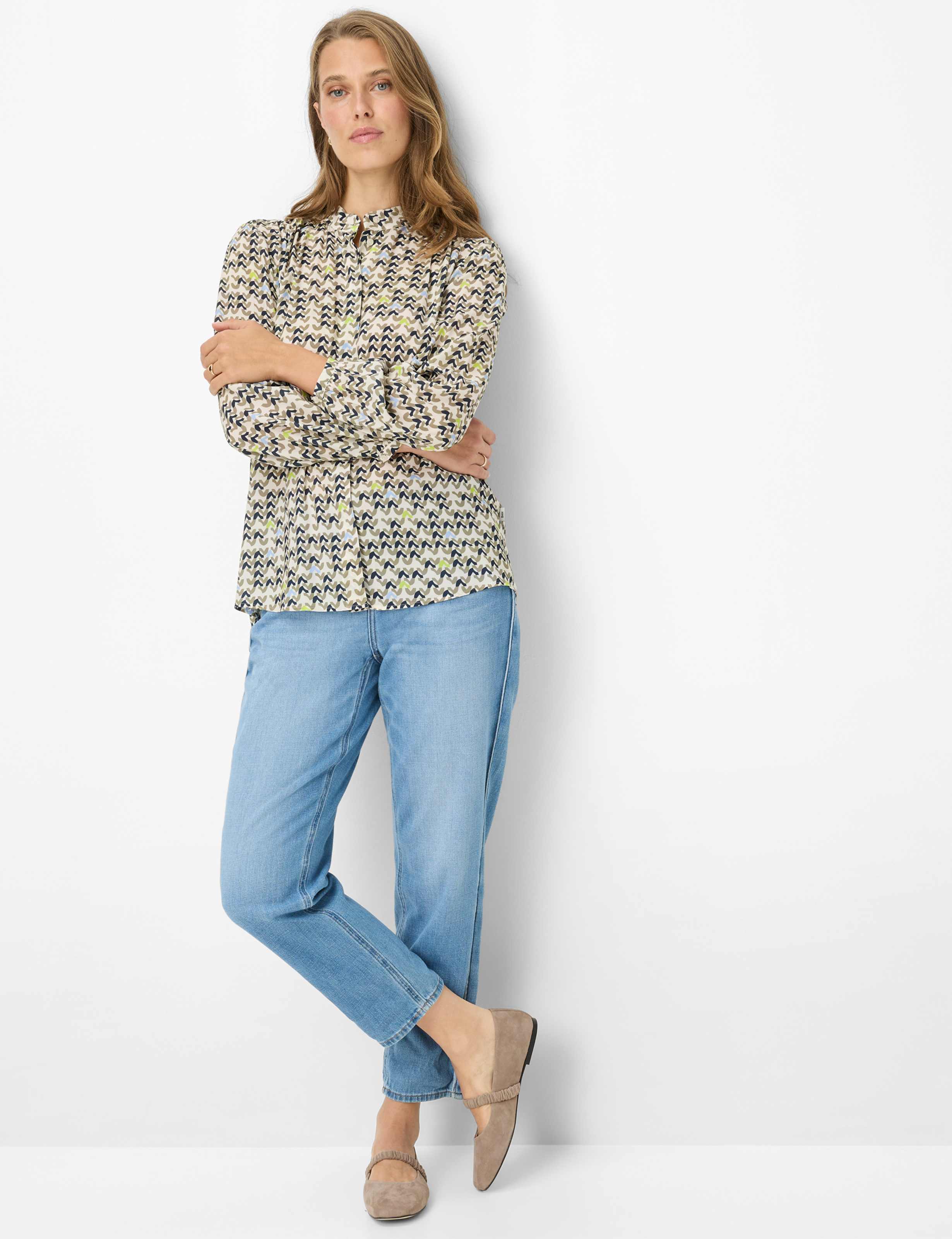 Damen Style VIVI Grün - Khaki  Model Outfit