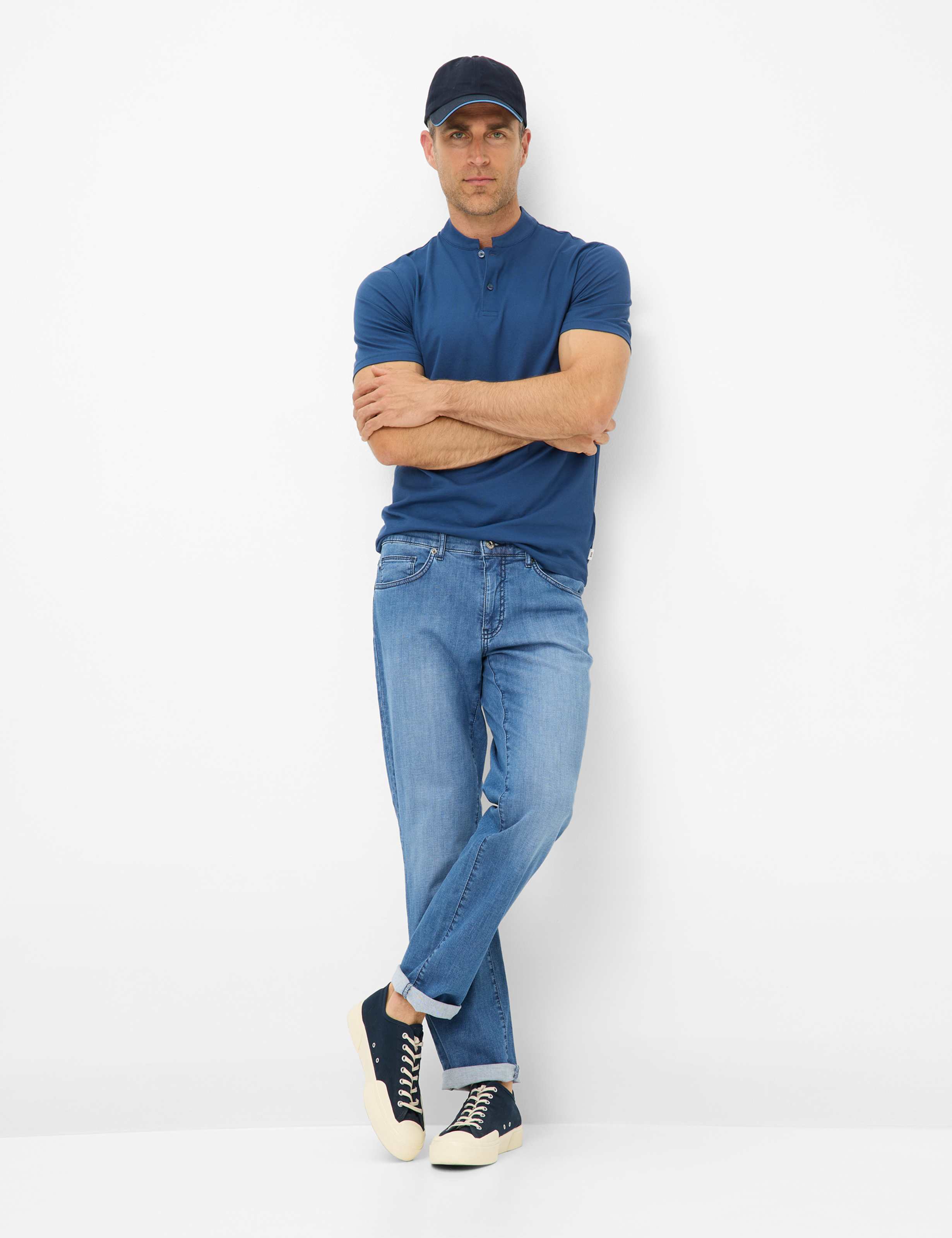 Herren Style CADIZ Denim Blau Straight Fit Model Outfit