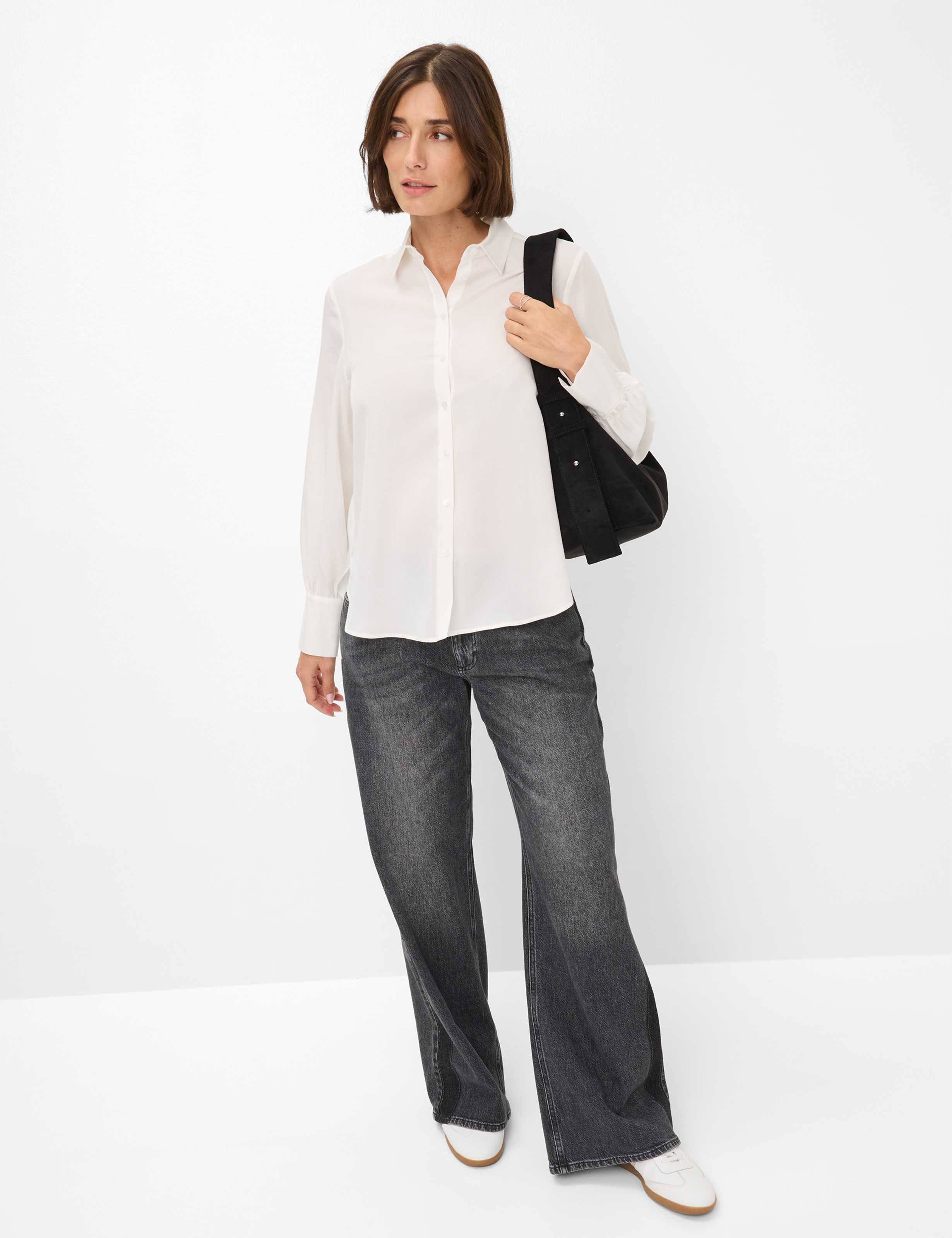 Damen Style VIC Cremeweiß  Model Outfit