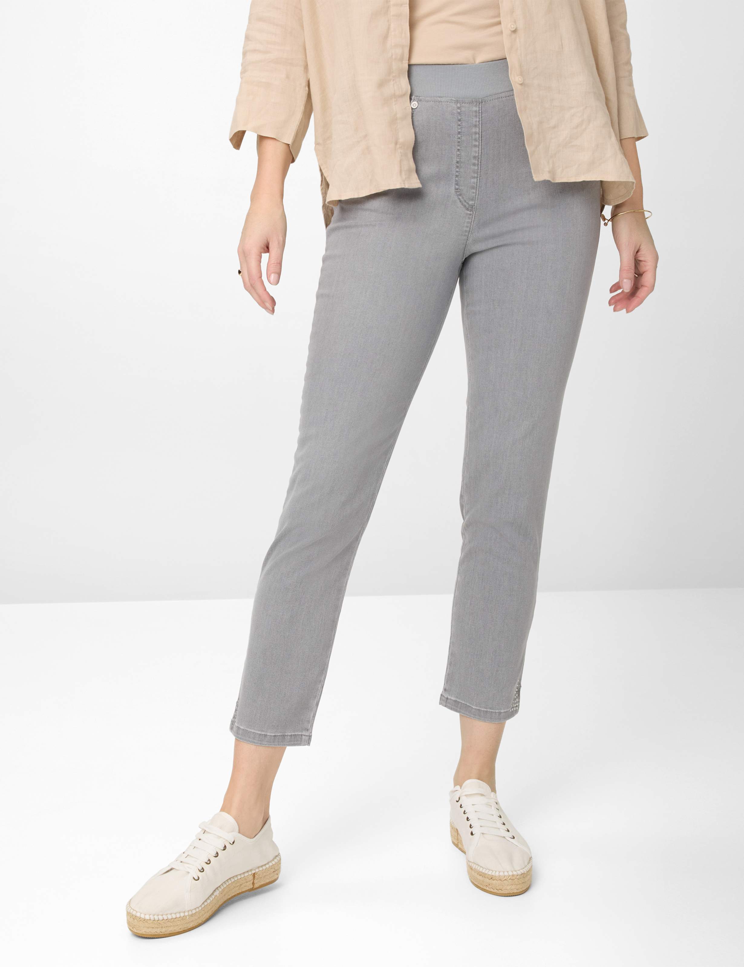 Grautöne, Damen, Style PAMINA 6/8, MODEL_FRONT_ISHOP