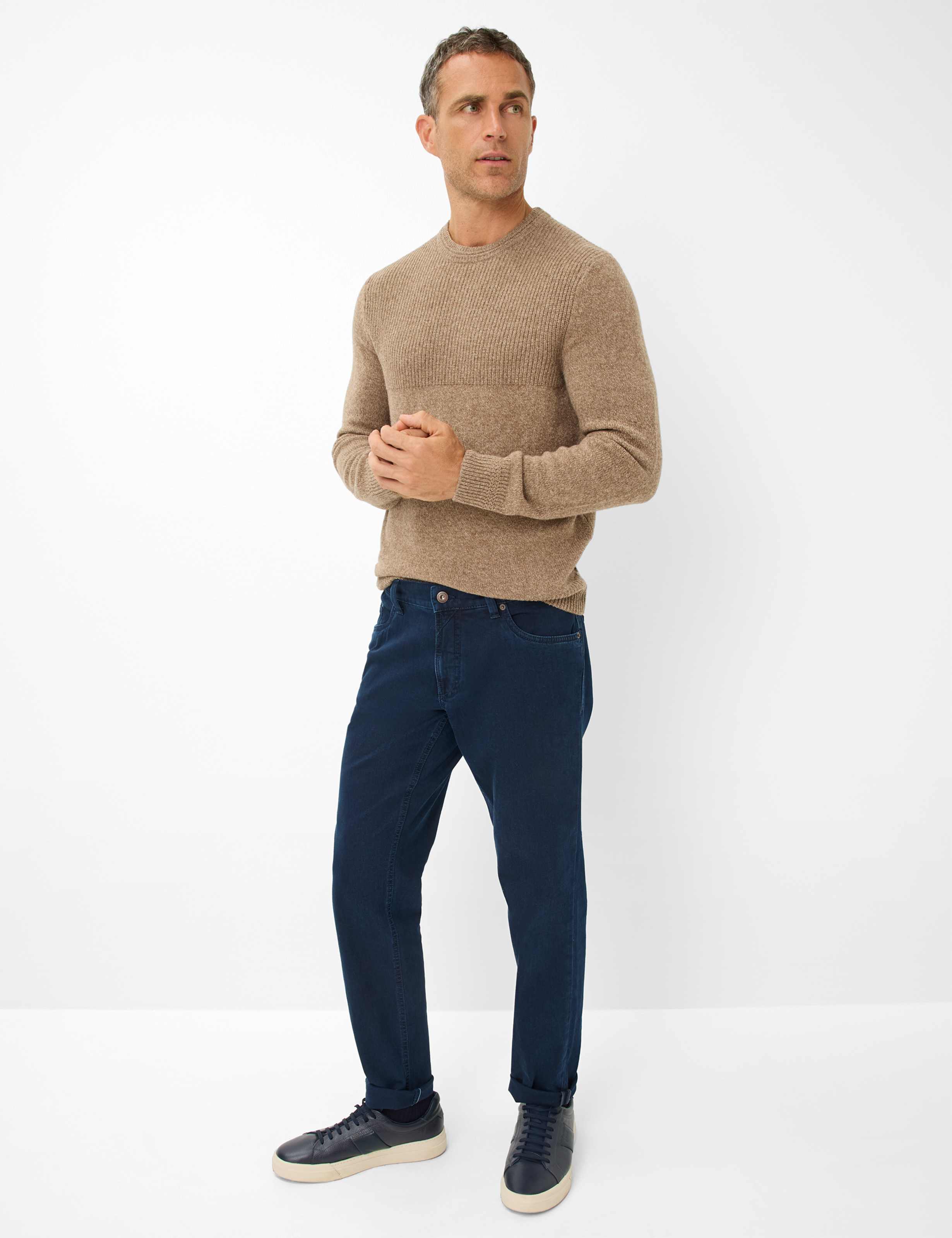 Herren Style LUKE Denim Dunkelblau Regular Fit Model Outfit