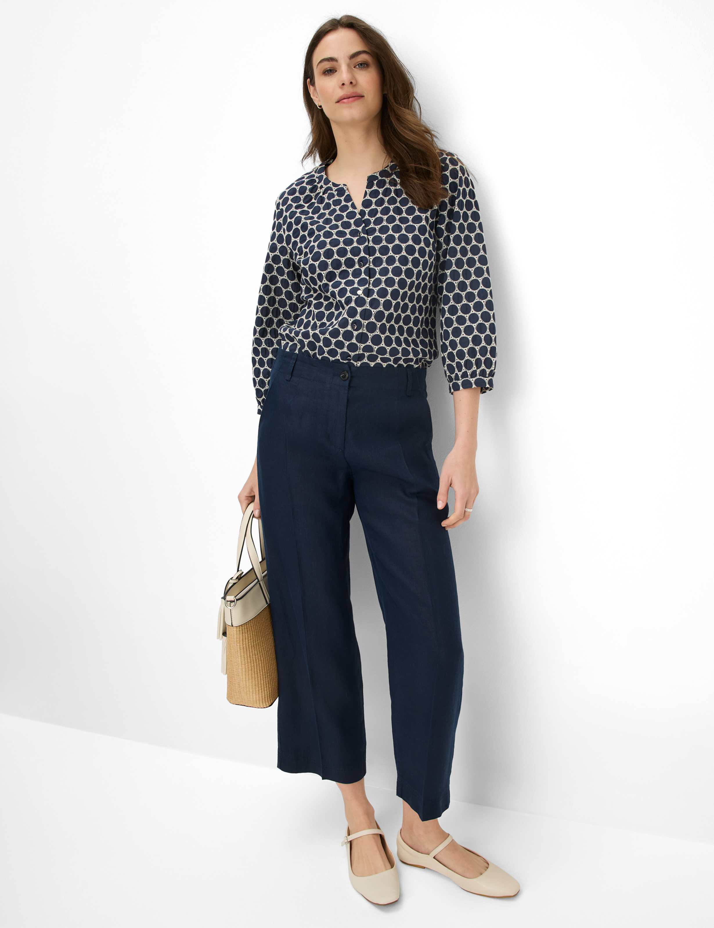 Women Style MAINE S Dark Blue Wide Leg Model Outfit