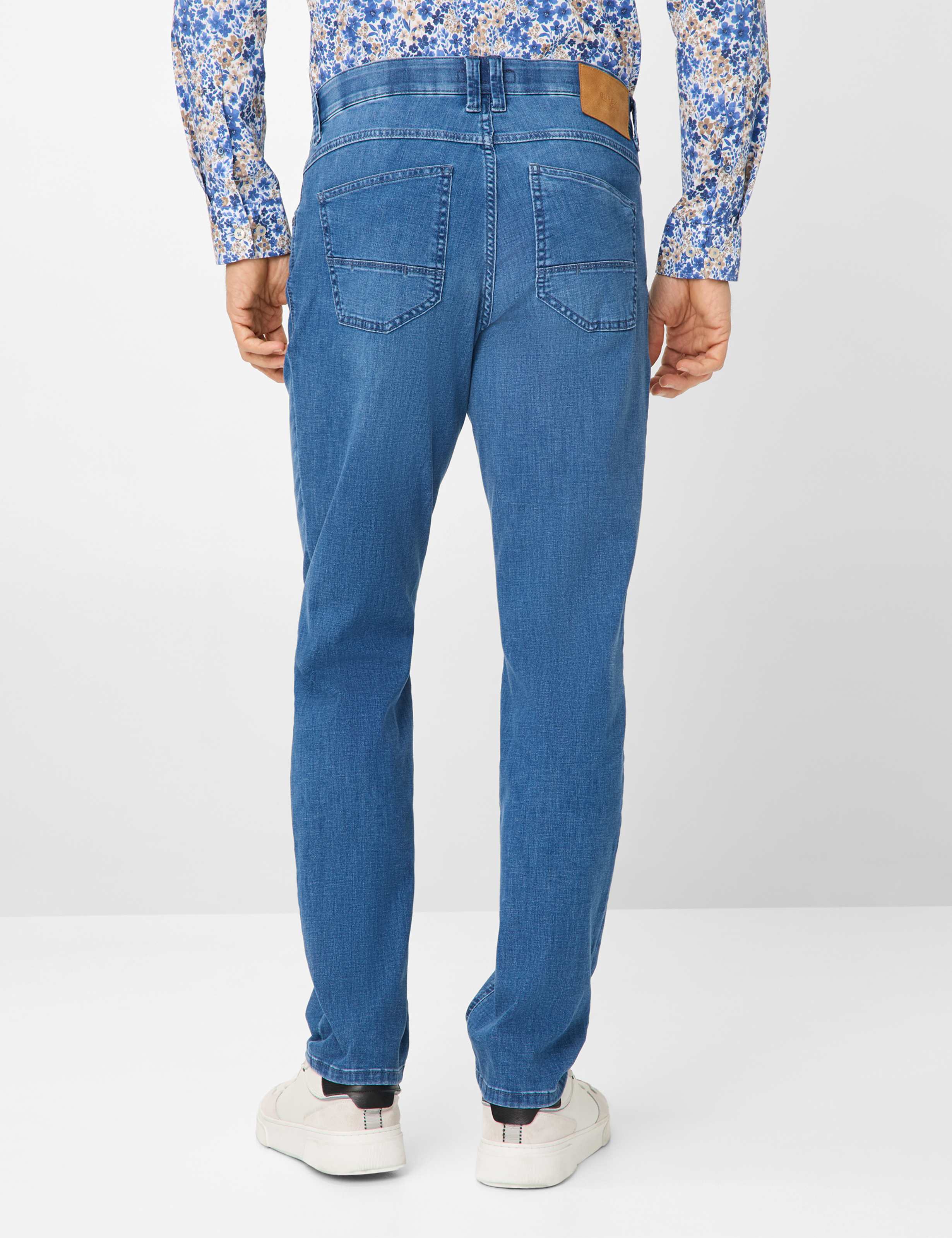 Herren Style LUKE Denim Blau Regular Fit Model Rueck