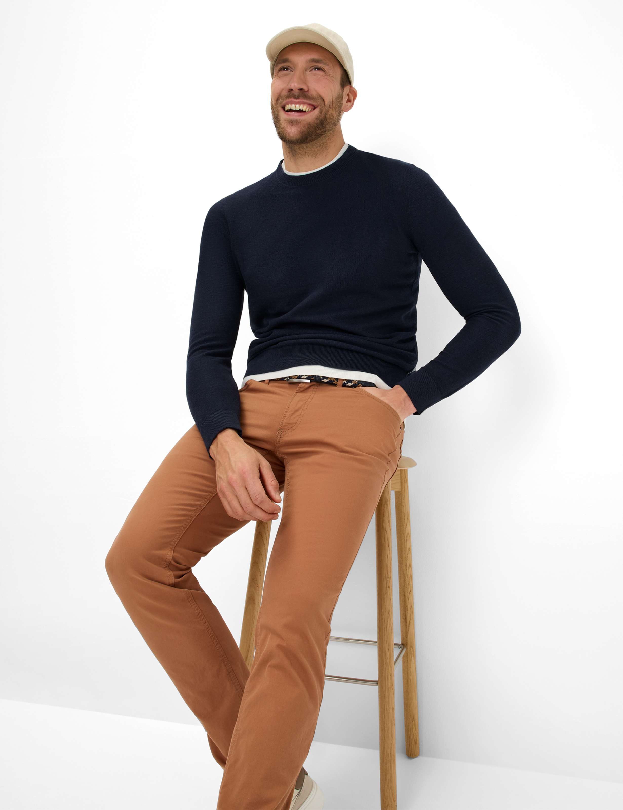 Herren Style CHUCK Braun Modern Fit Detail 1
