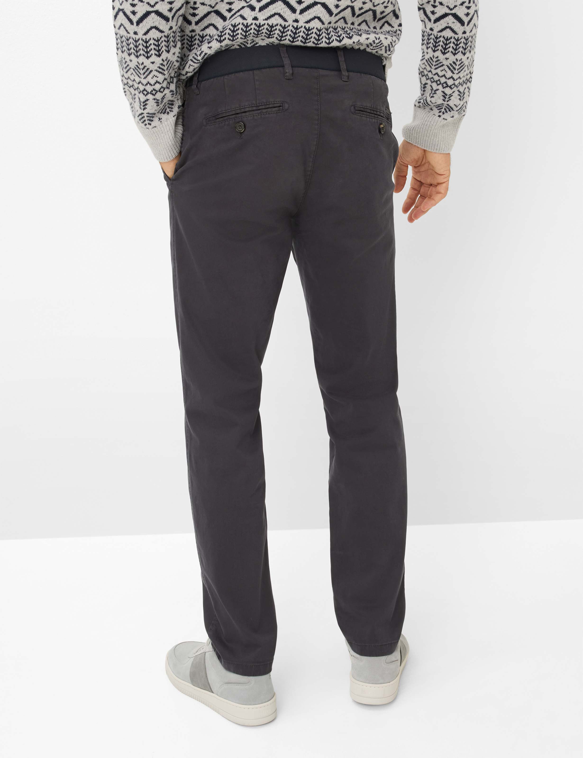 Grautöne, Herren, Style TORGE, MODEL_RUECK_ISHOP