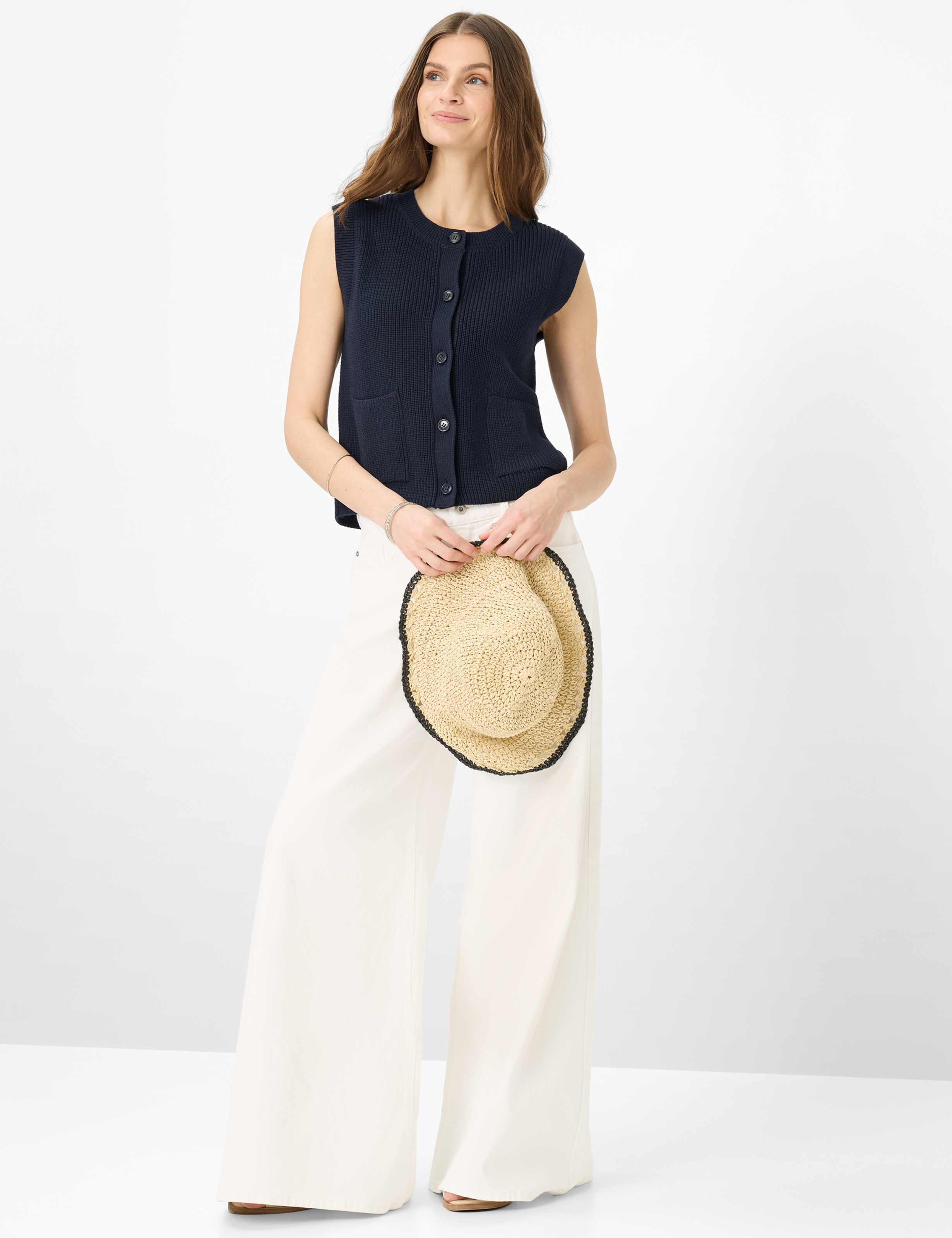 Dame Style ELISA Mørkeblå  Model Outfit