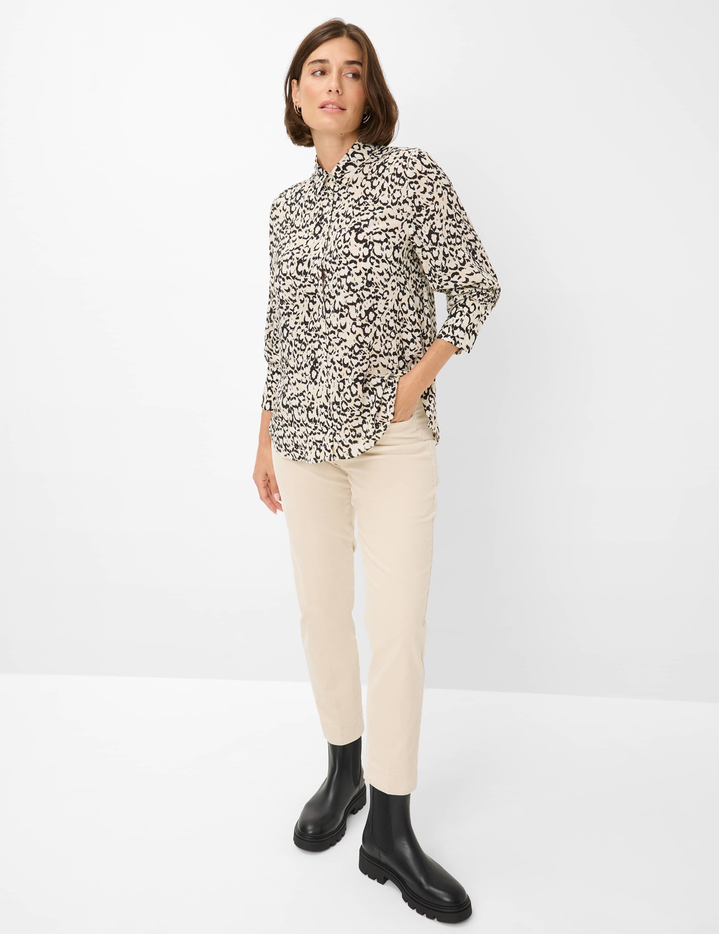 Dames Style VIC Crème Wit  Model outfit