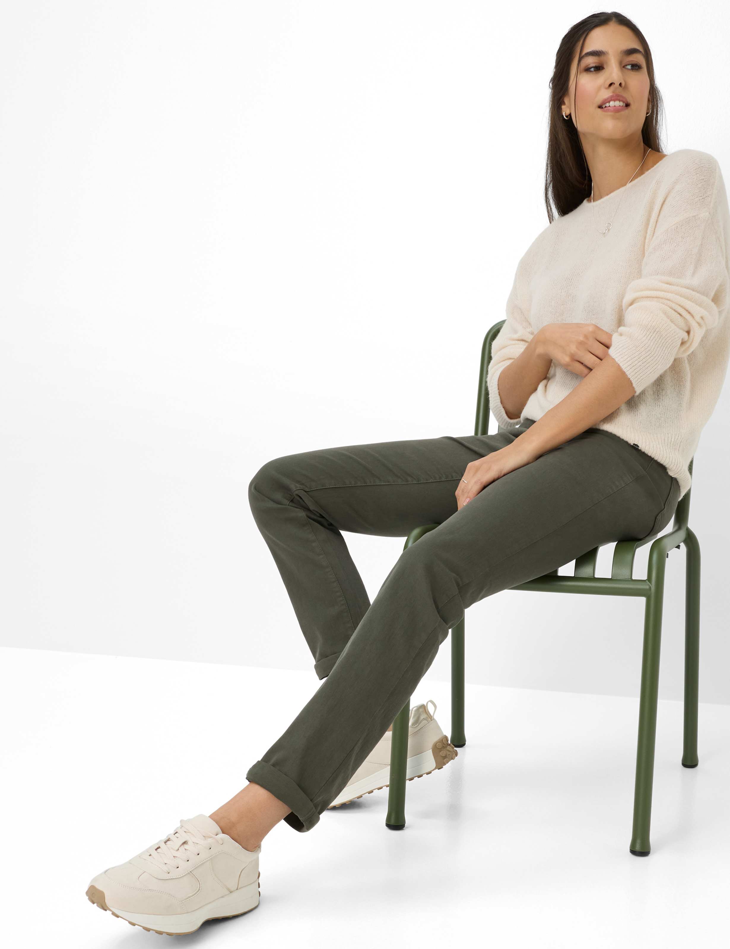 Femme Style CAROLA Denim Vert Foncé Feminine Fit Détail 1