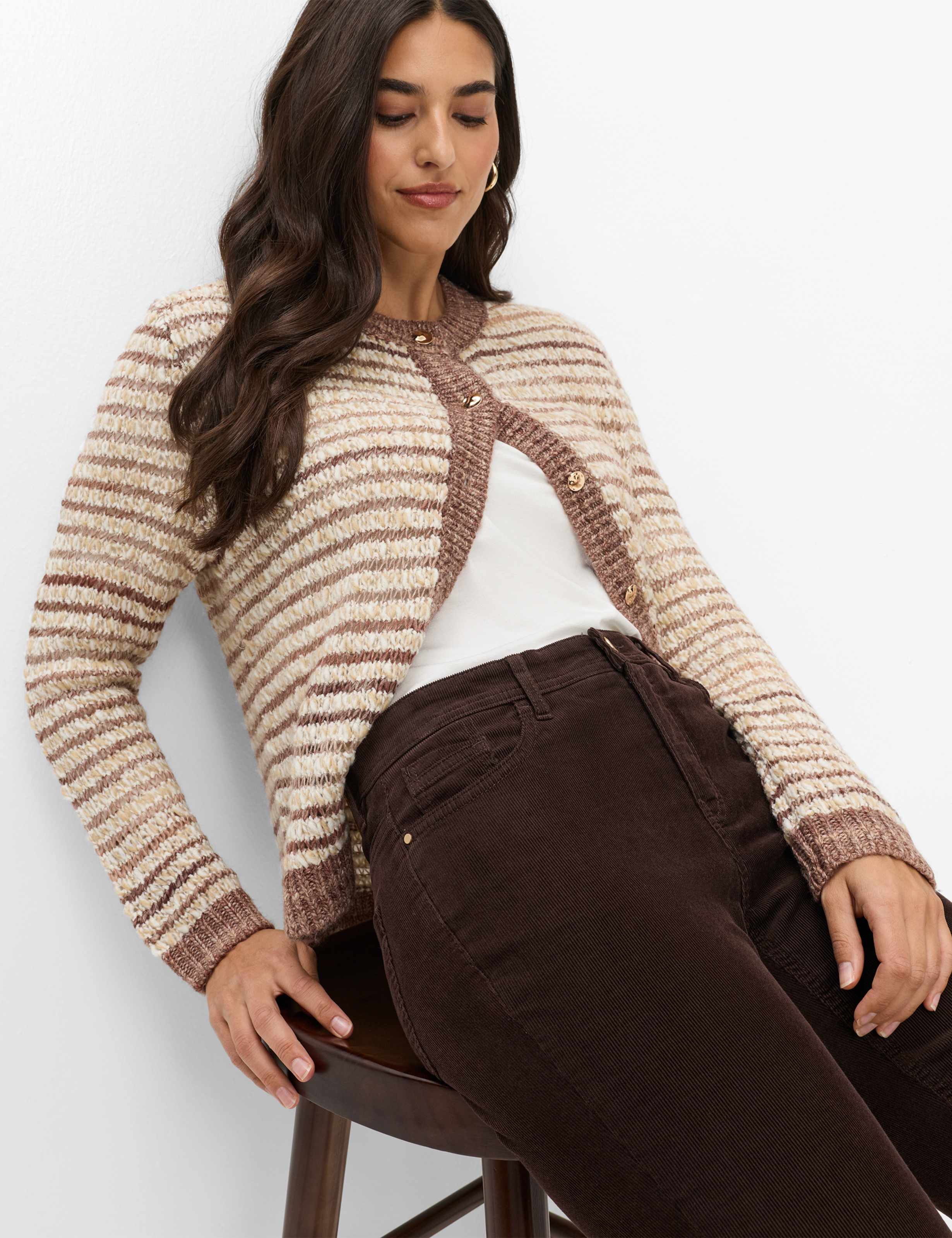 Femme Style MARY Rouge Foncé Regular Fit Détail 1