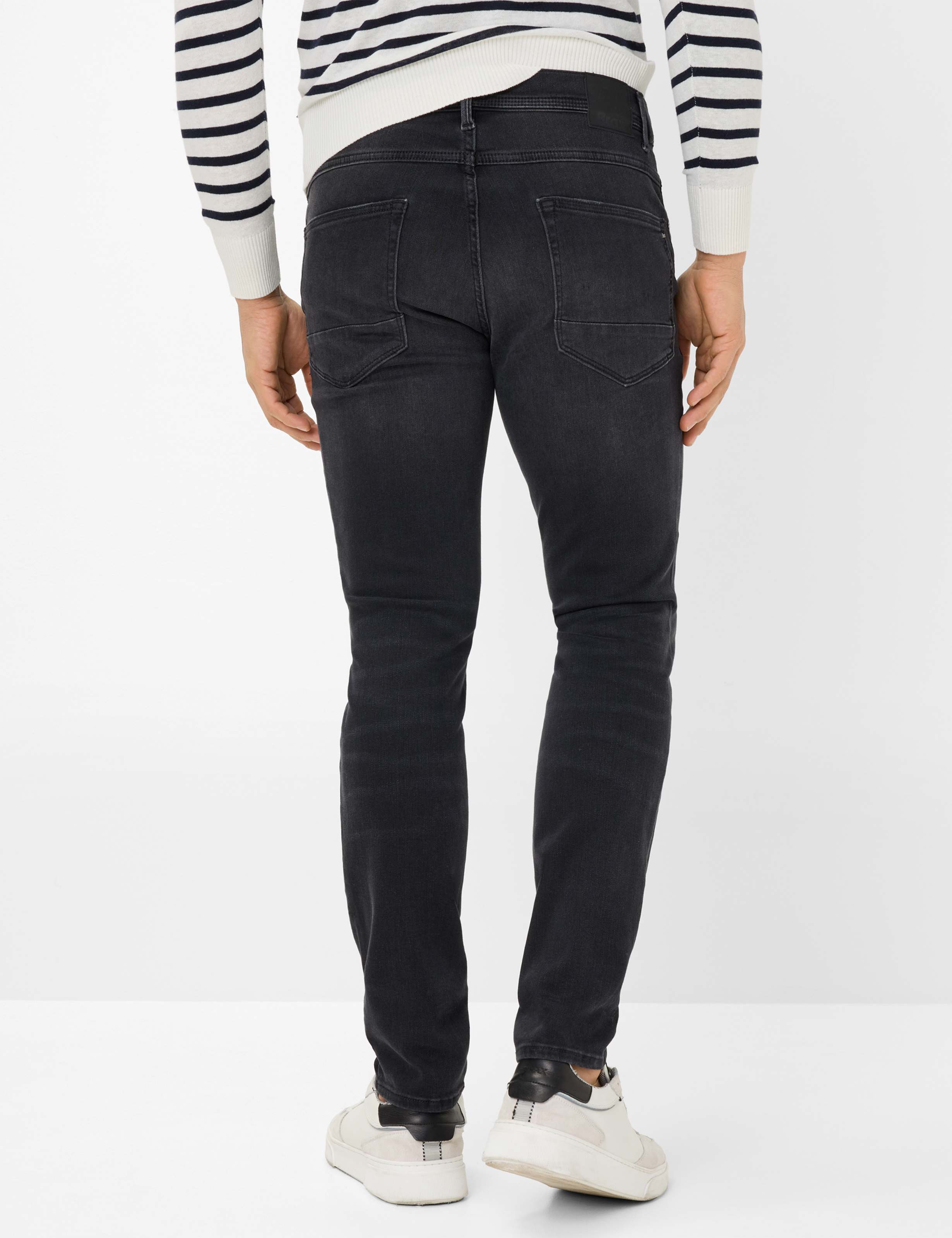 Heren Style CHRIS Denim Donkergrijs  Model achterkant