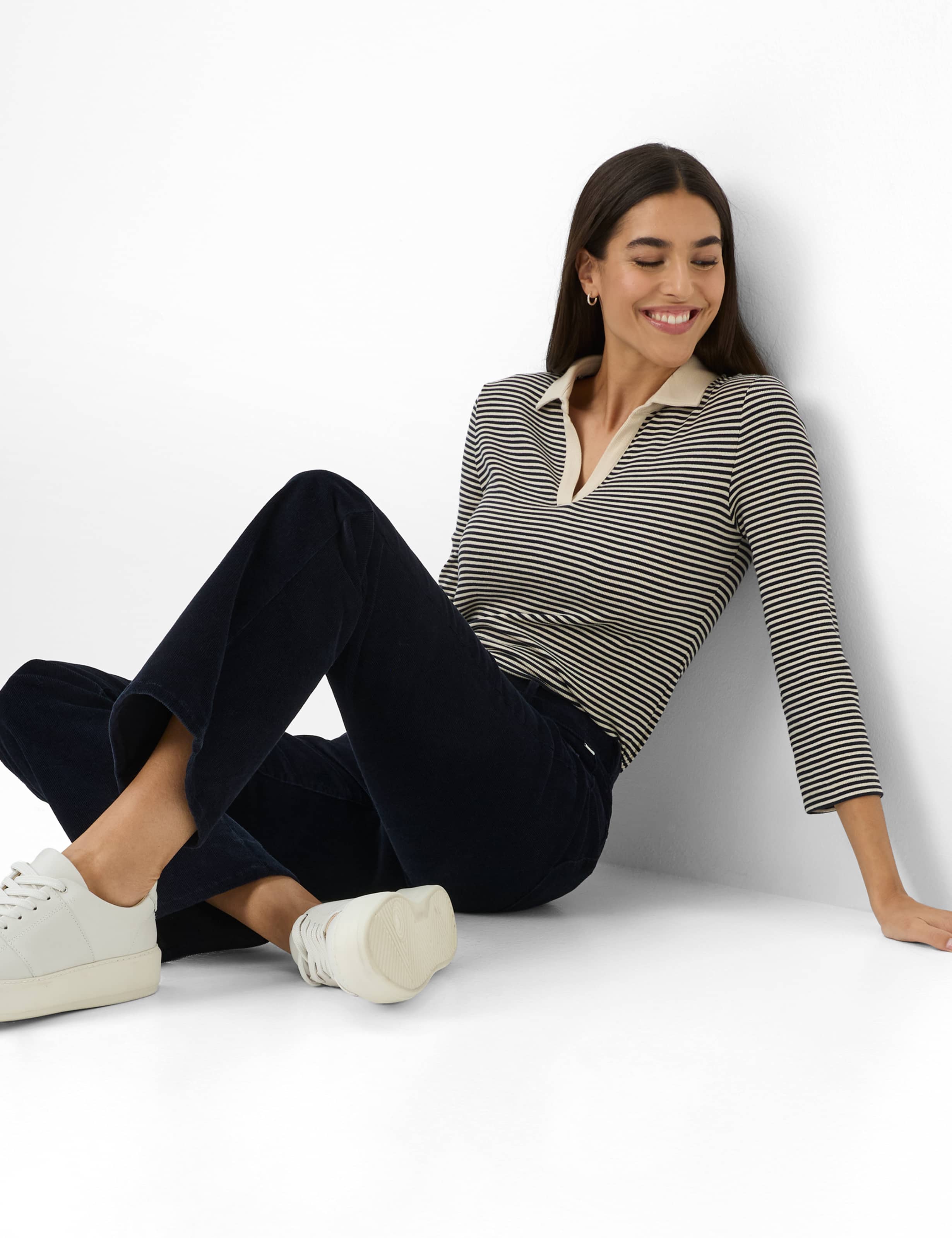 Damen Style SHAKIRA Dunkelblau Slim Fit Detail 1