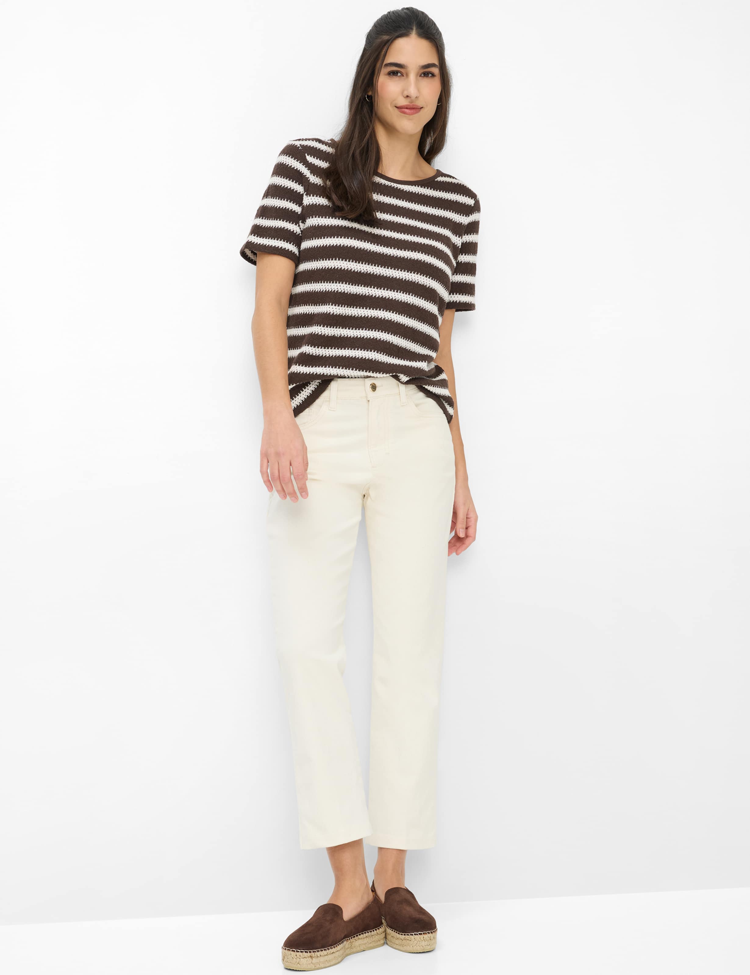 Damen Style CIRA S Dunkelbraun  Model Outfit