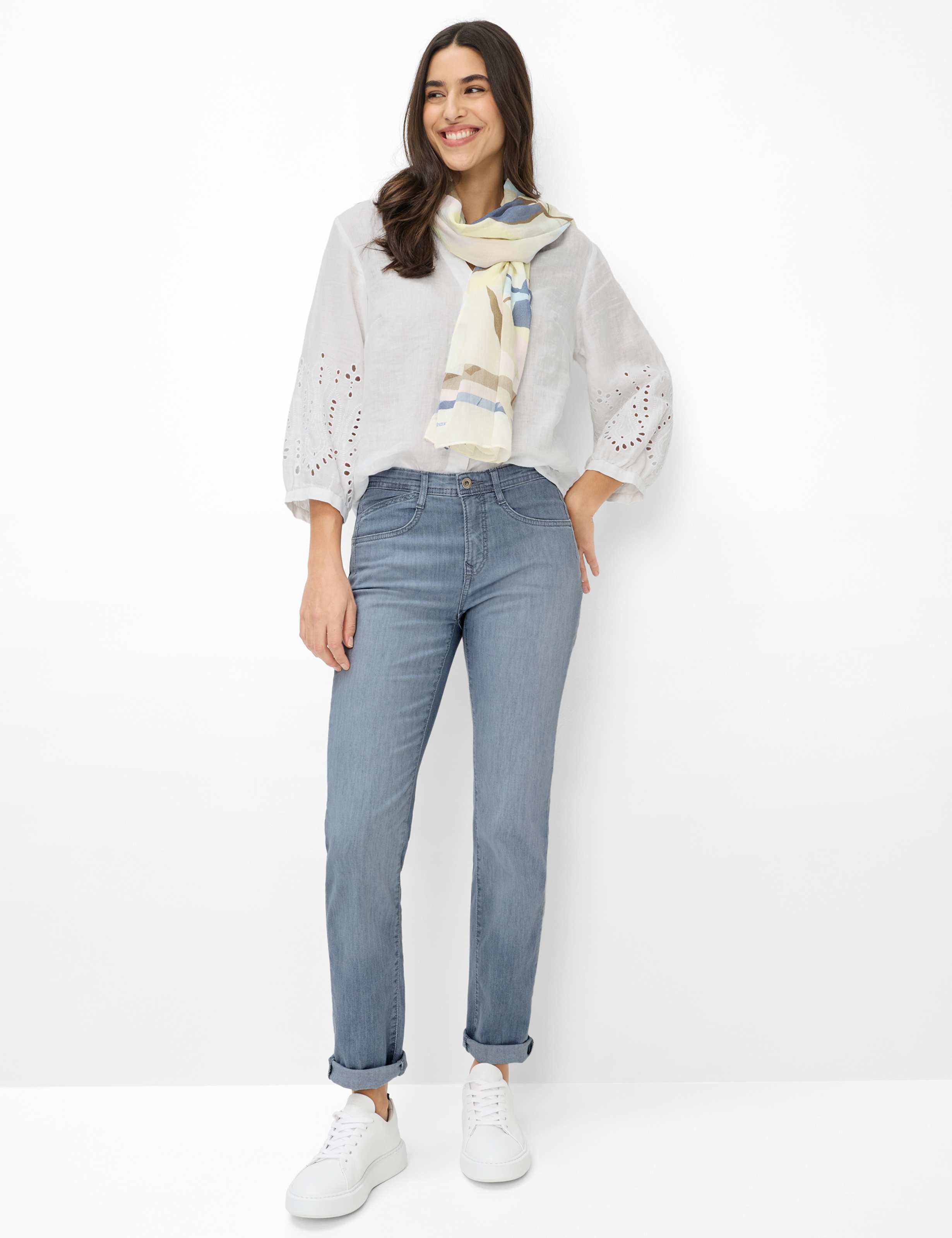 Women Style MARY Denim Light Gray Regular Fit Model Outfit