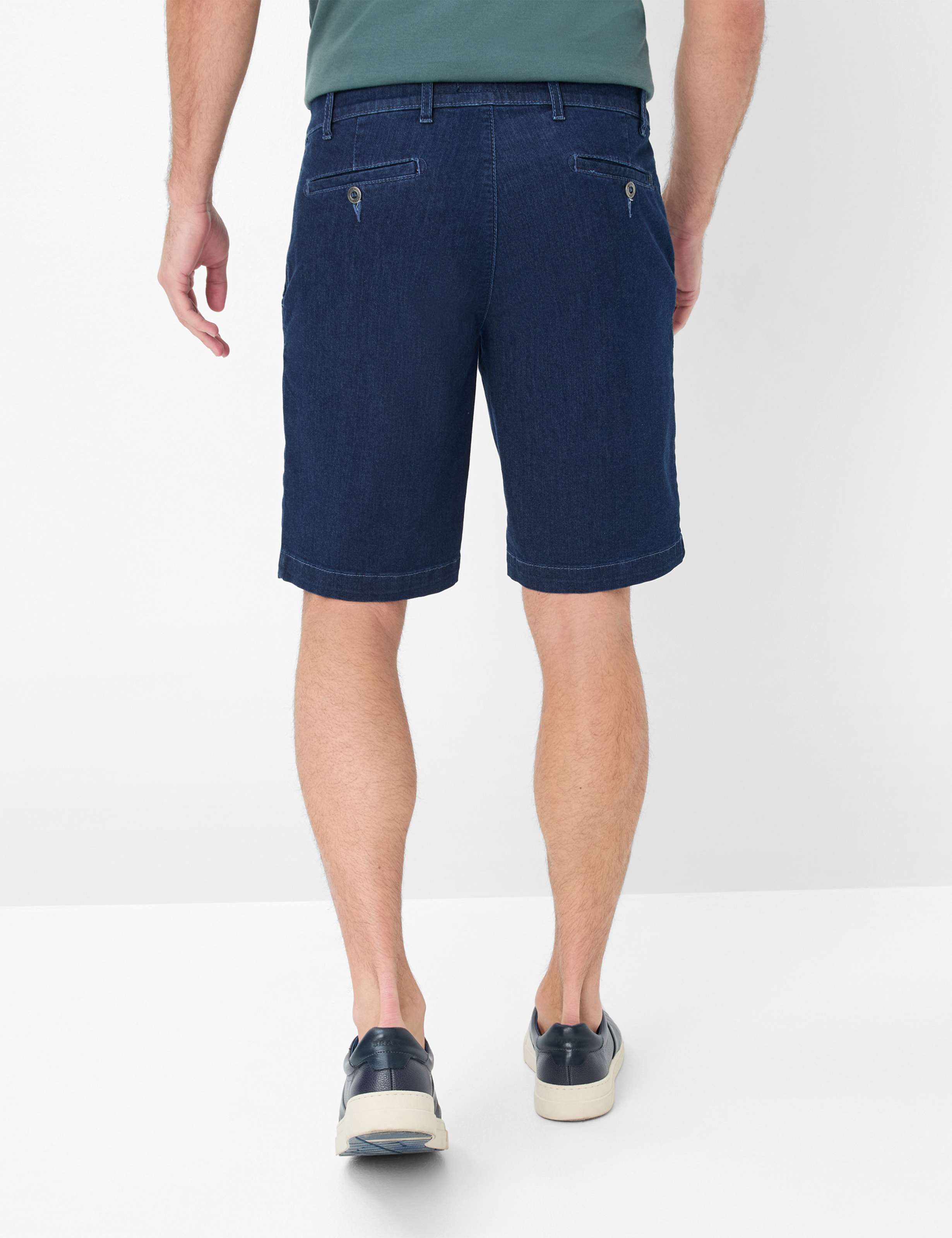 Herren Style BURT Denim Dunkelblau Regular Fit Model Rueck