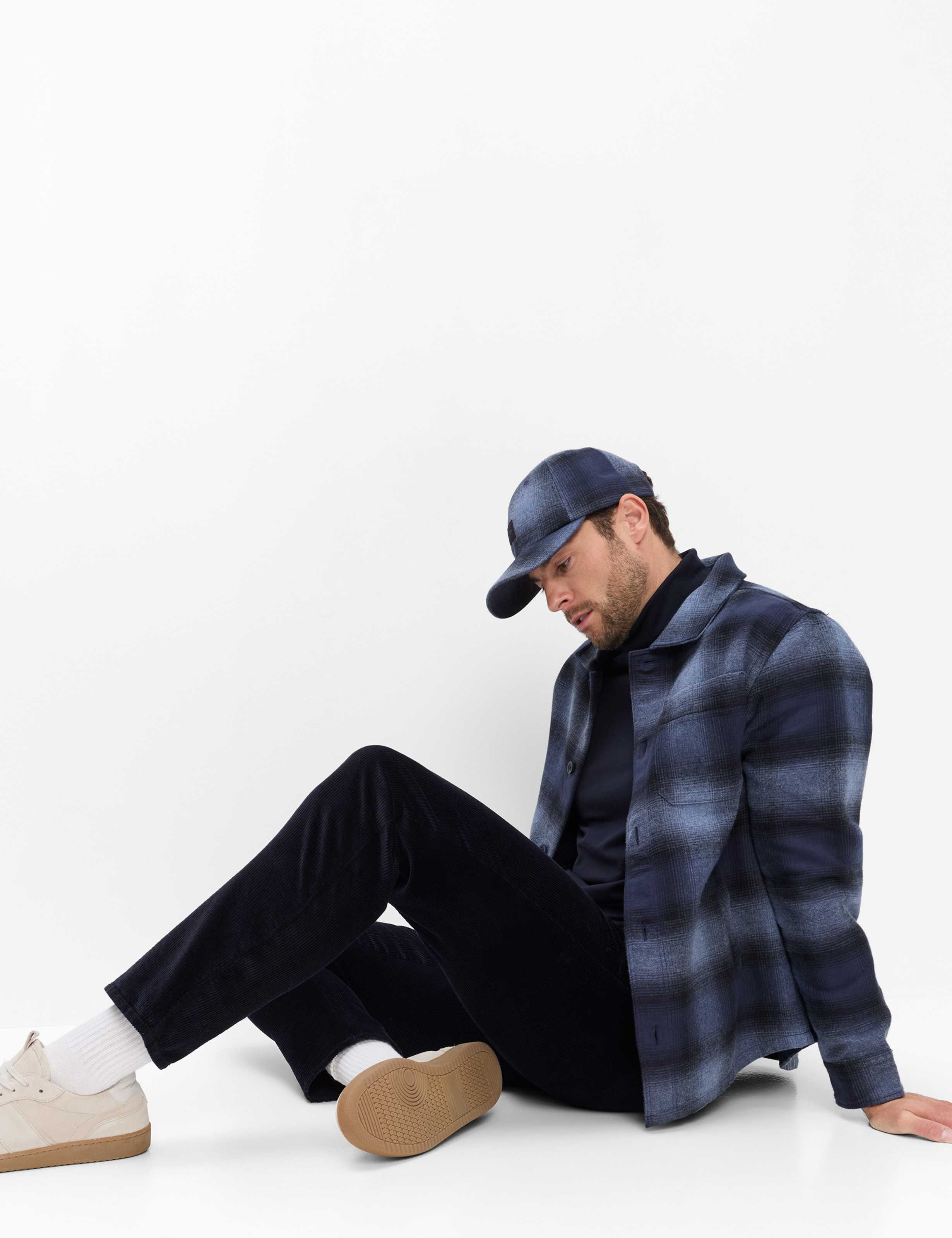 Homme Style FABIO Bleu Foncé Modern Fit Détail 1