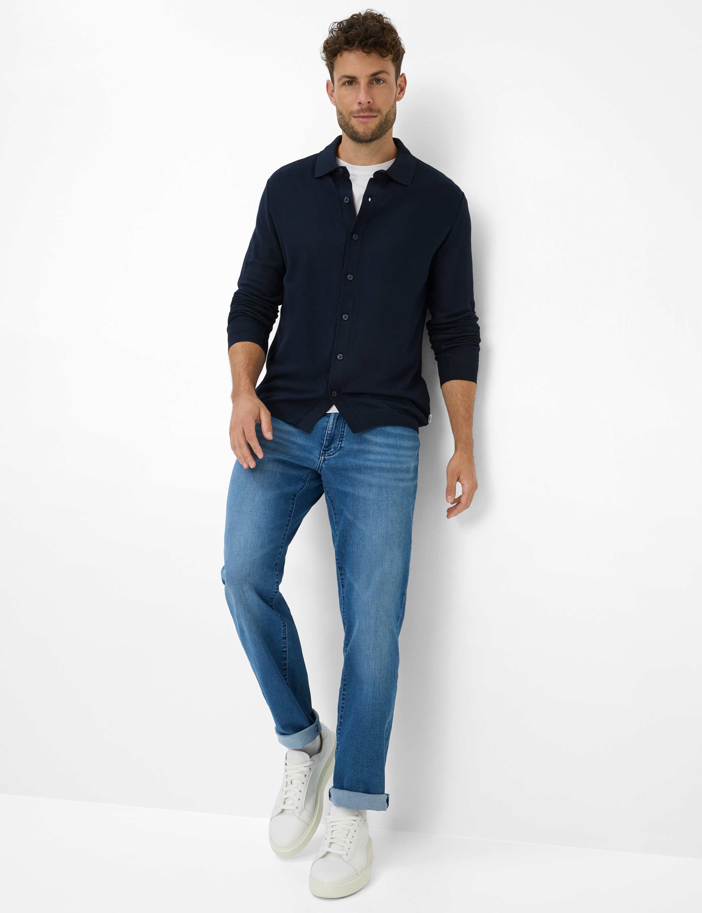 Herren Style PARIS Dunkelblau  Model Outfit