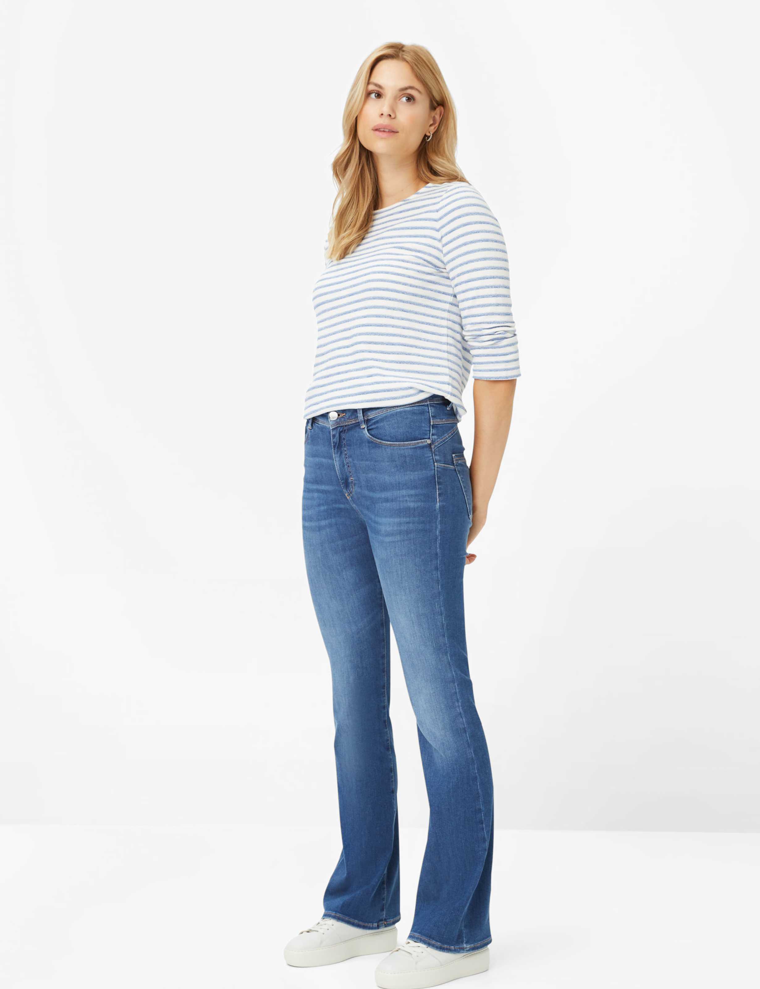 Women Style ANA USED REGULAR BLUE Skinny Fit Model Outfit