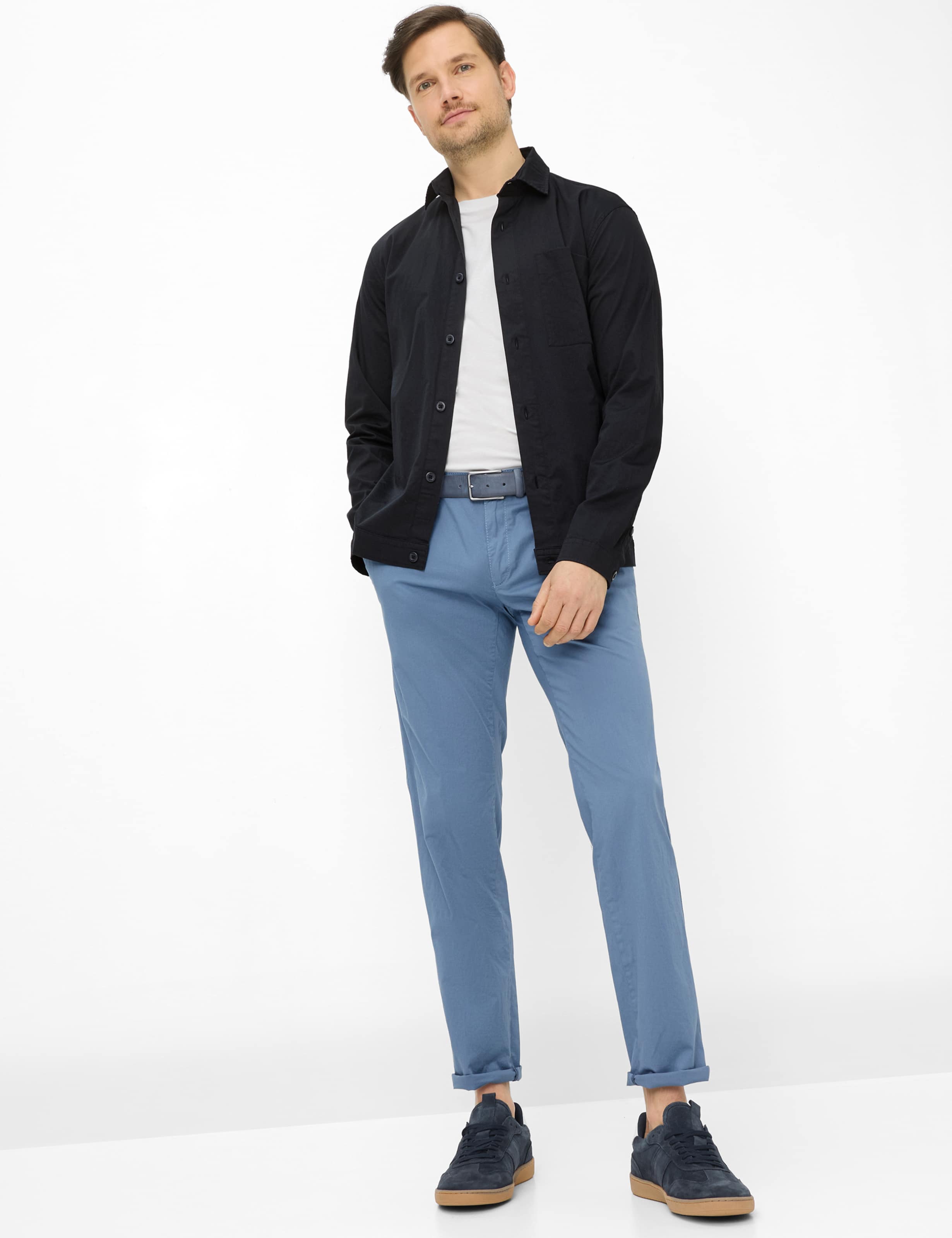 Homme Style FABIO Bleu Modern Fit Tenue du mannequin