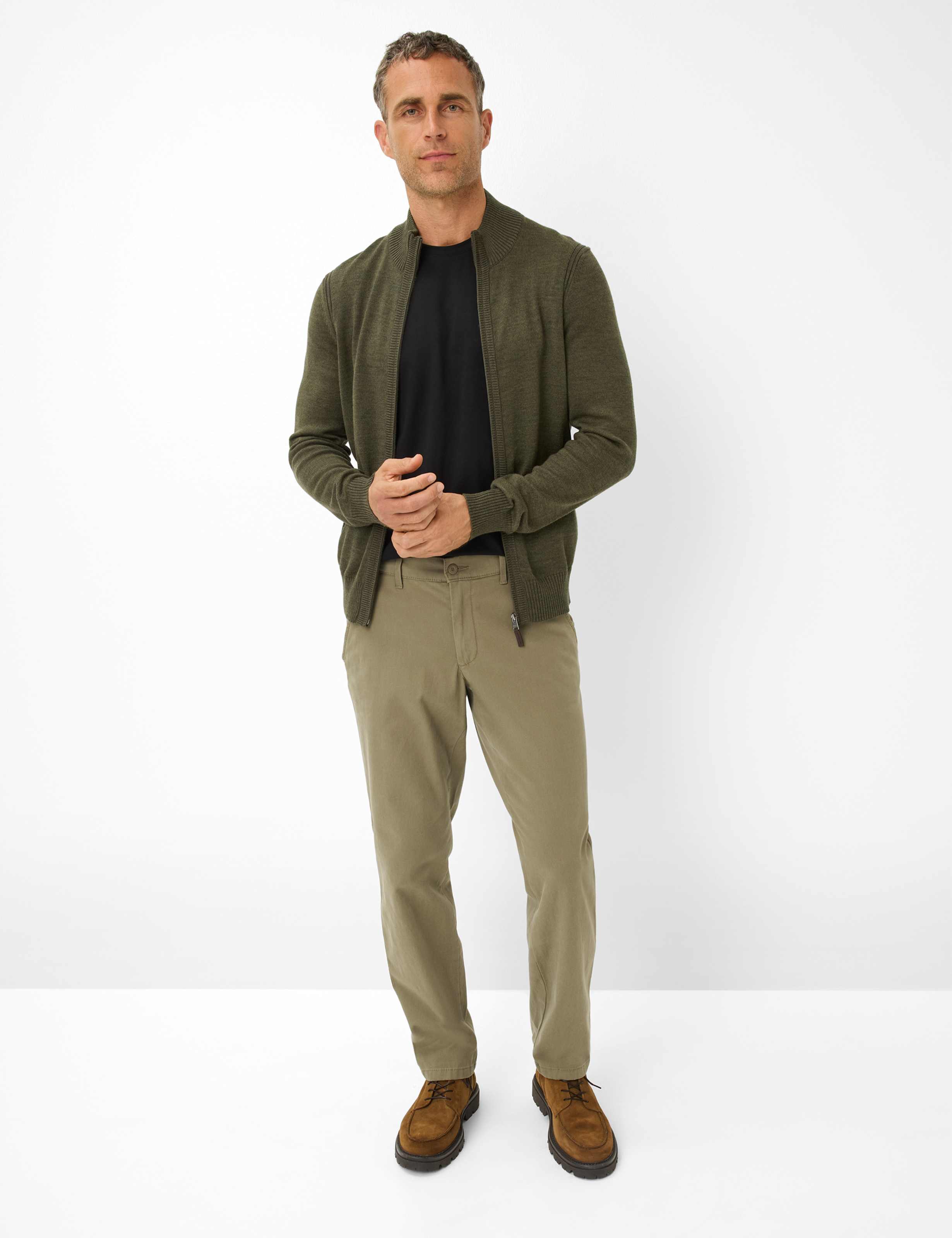 Heren Style THILO Groen - Khaki Regular Fit Model outfit