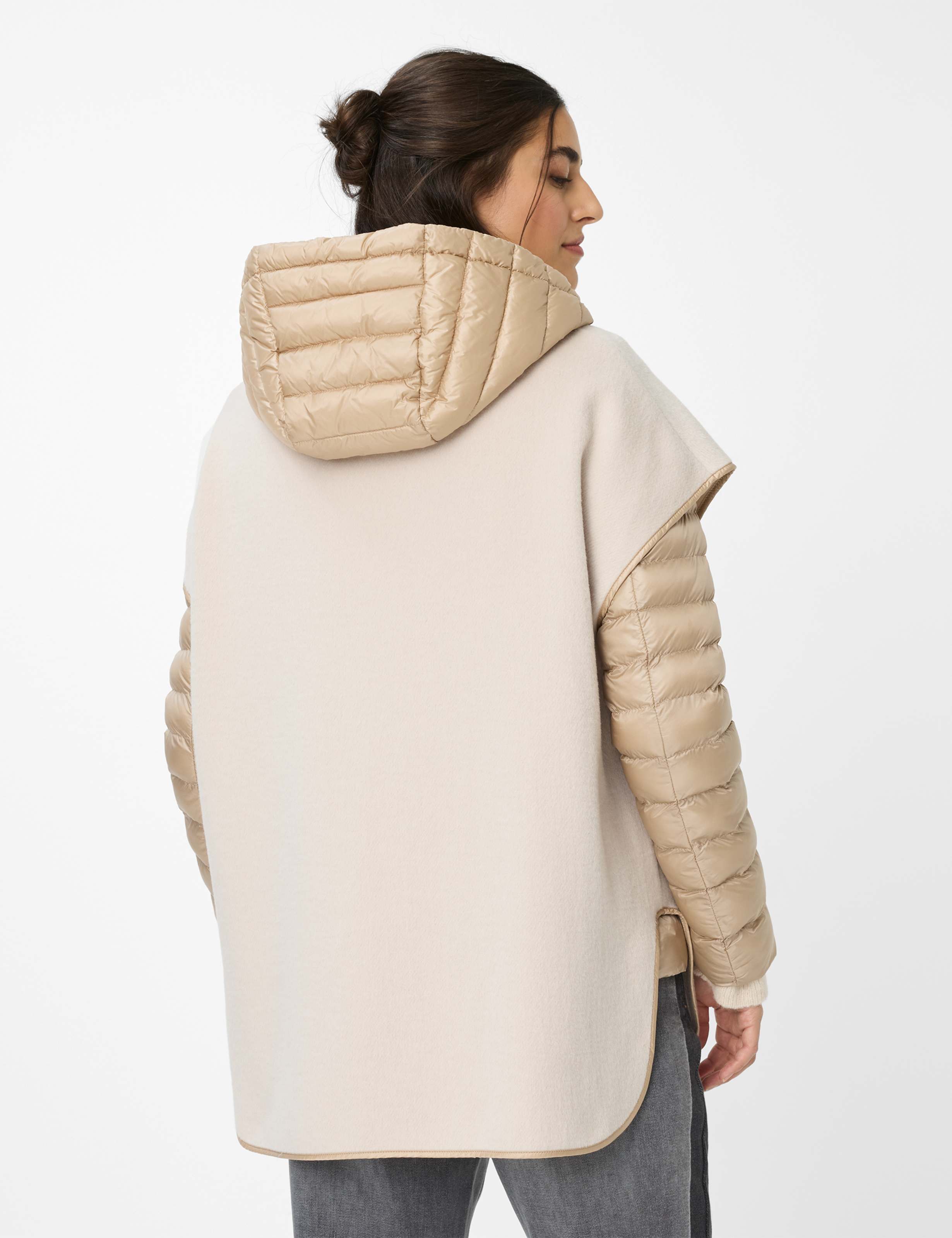 Women Style KYOTO Beige  Model back