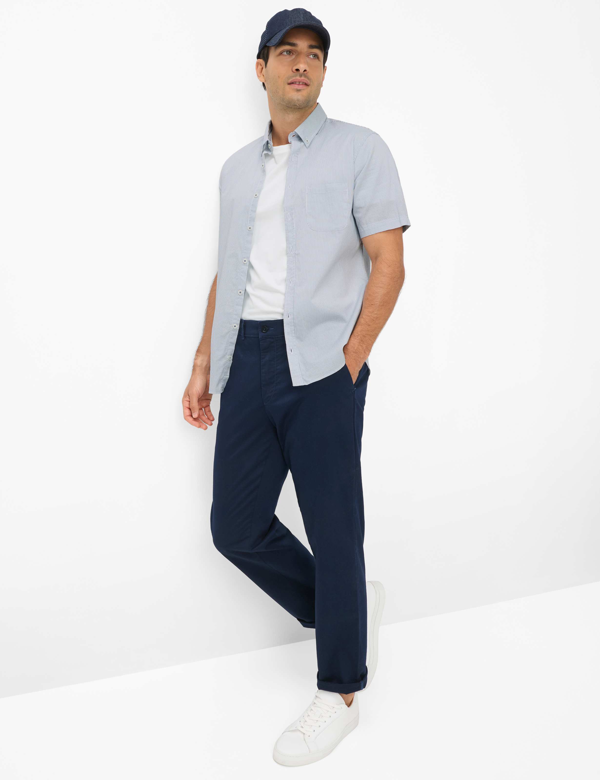 Homme Style DAN Bleu  Tenue du mannequin