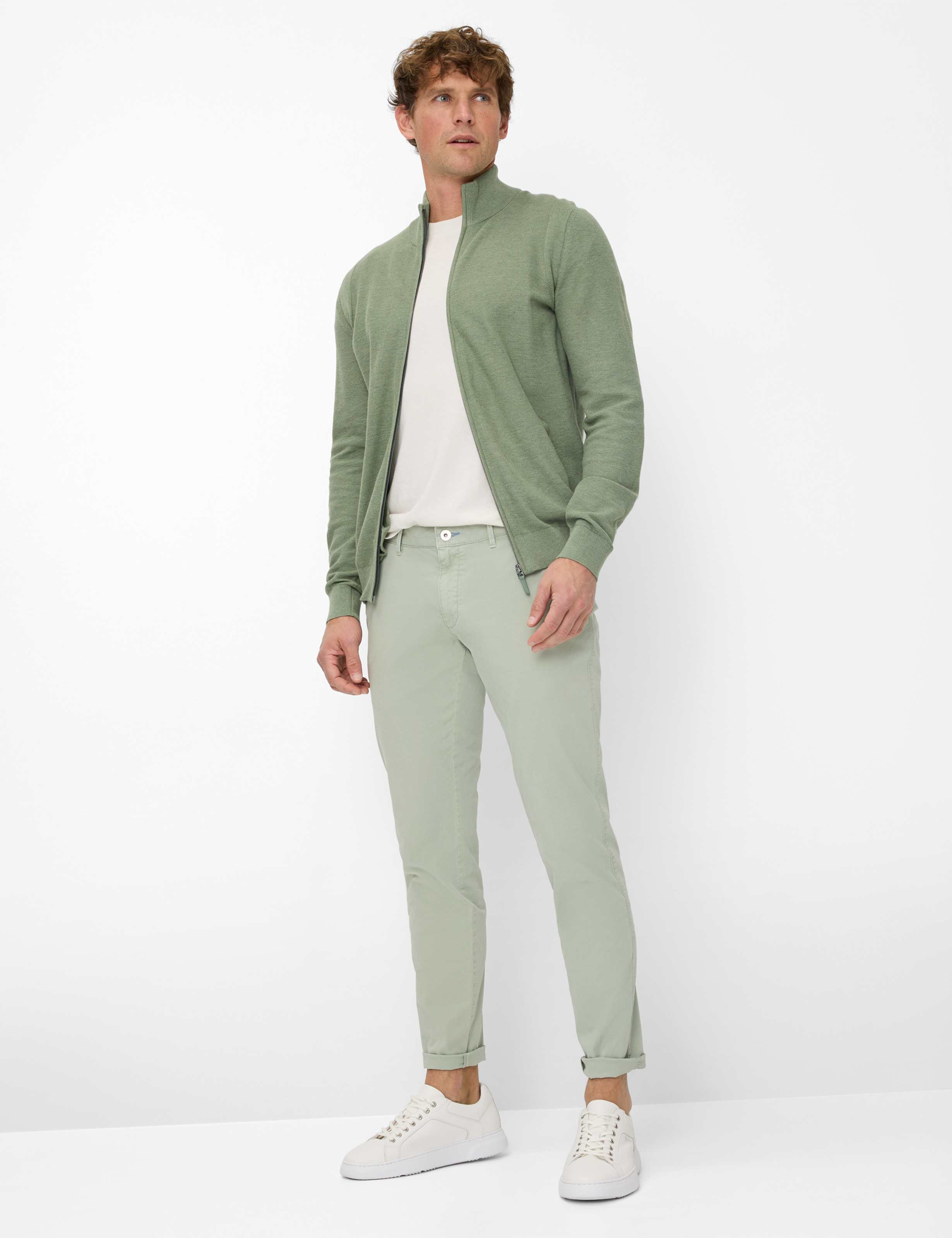 Herren Style SILVIO Hellgrün Slim Fit Model Outfit