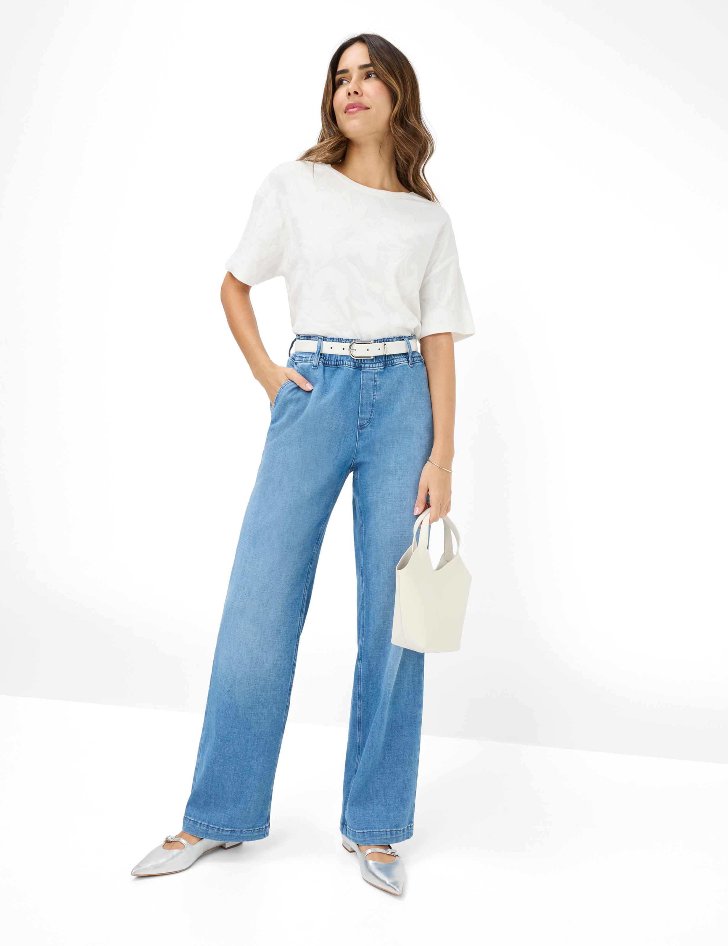 Women Style MAINE Denim Blue Wide Leg Model Outfit